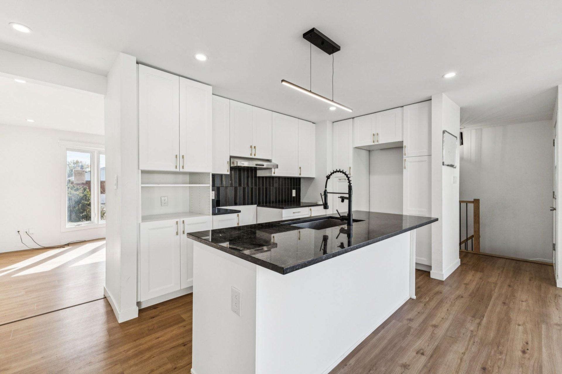 









401


Boul. St-René O.

,
Gatineau (Gatineau),




QC
J8P2W3

