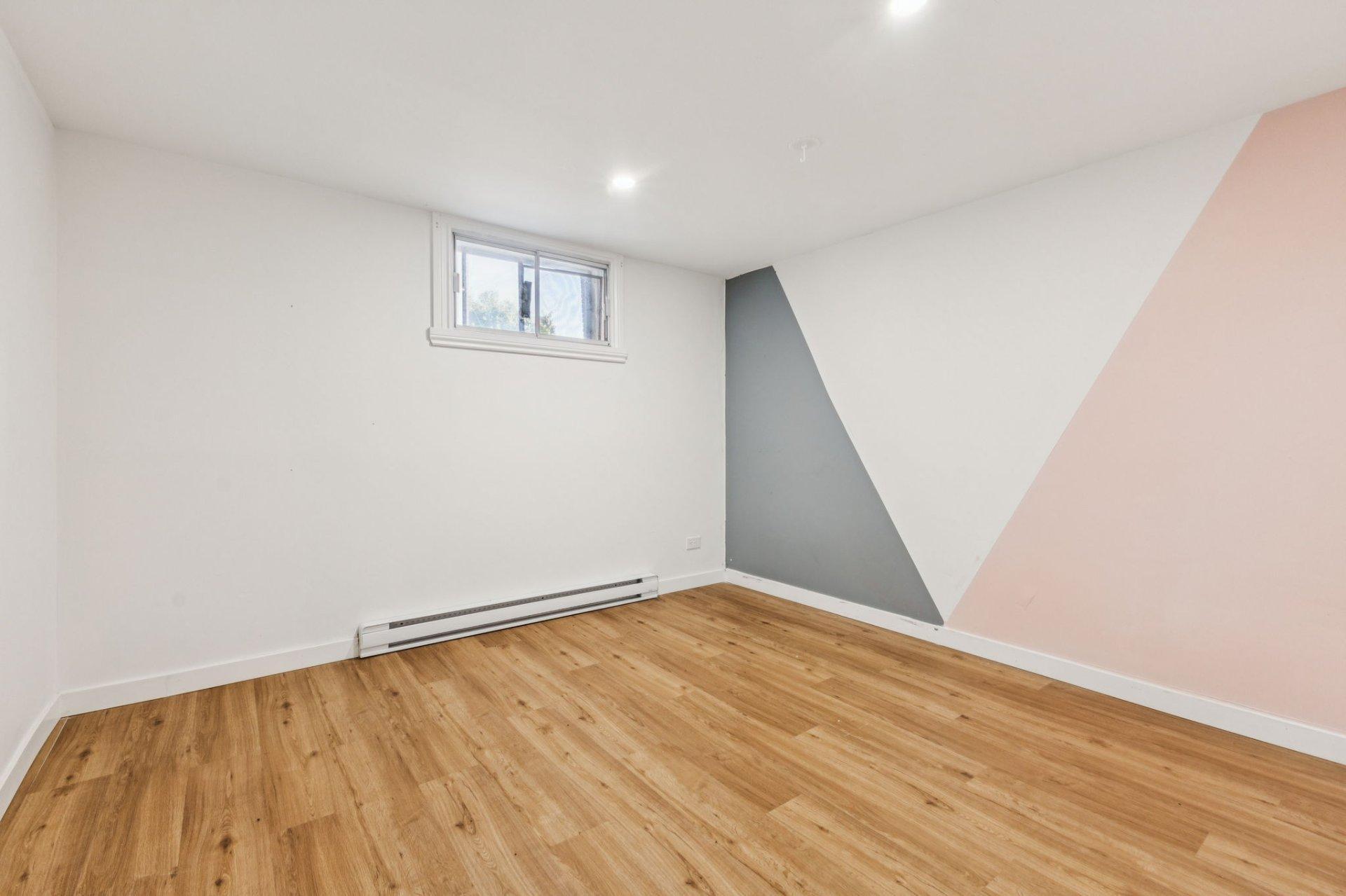 









401


Boul. St-René O.

,
Gatineau (Gatineau),




QC
J8P2W3

