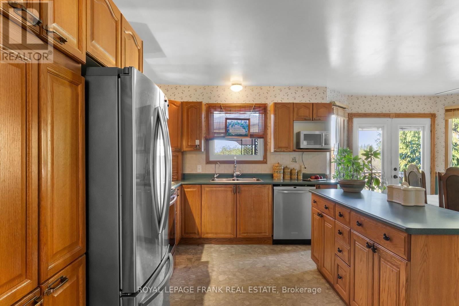 












2269 THURSTONIA ROAD

,
Kawartha Lakes (Verulam),




Ontario
K0M1L0

