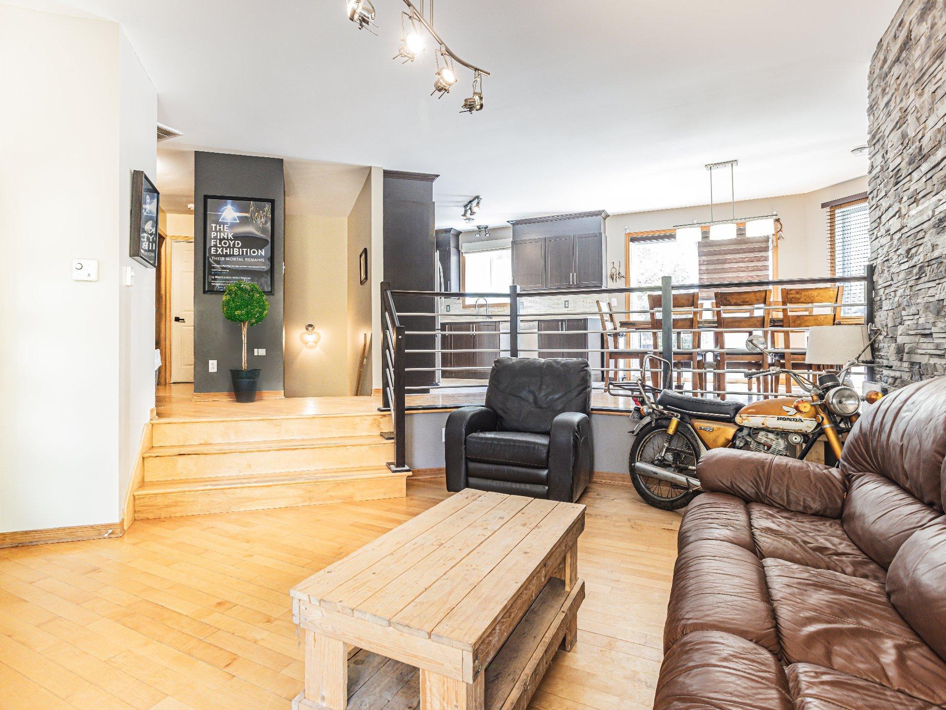 









6015


Rue des Mélèzes

,
Vaudreuil-Dorion,




QC
J7V0K2

