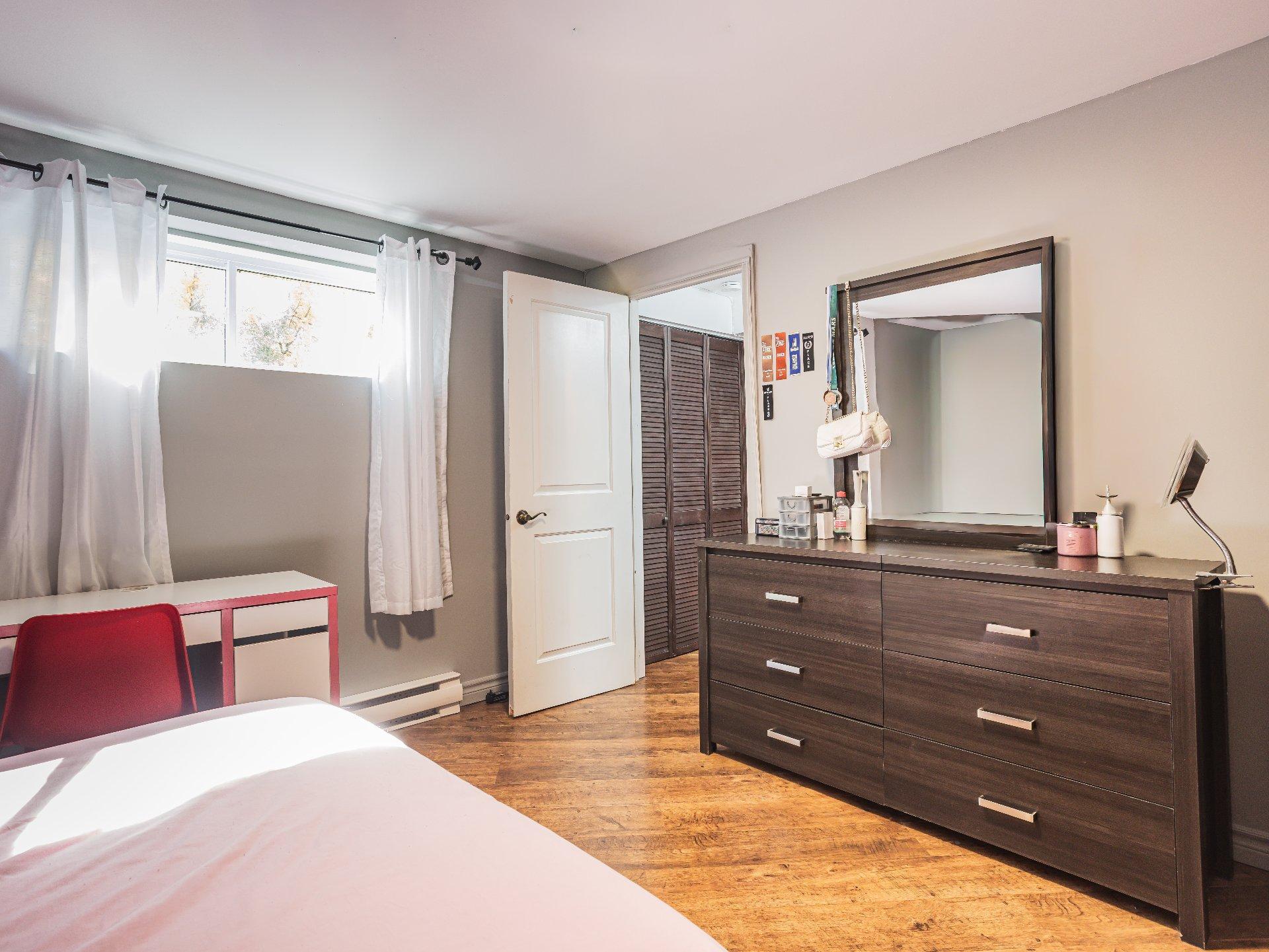 









6015


Rue des Mélèzes

,
Vaudreuil-Dorion,




QC
J7V0K2


