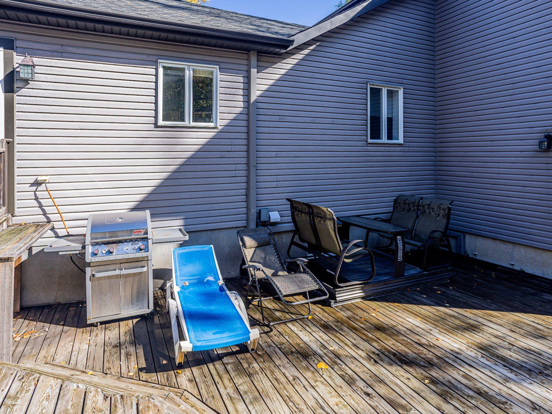 









6015


Rue des Mélèzes

,
Vaudreuil-Dorion,




QC
J7V0K2

