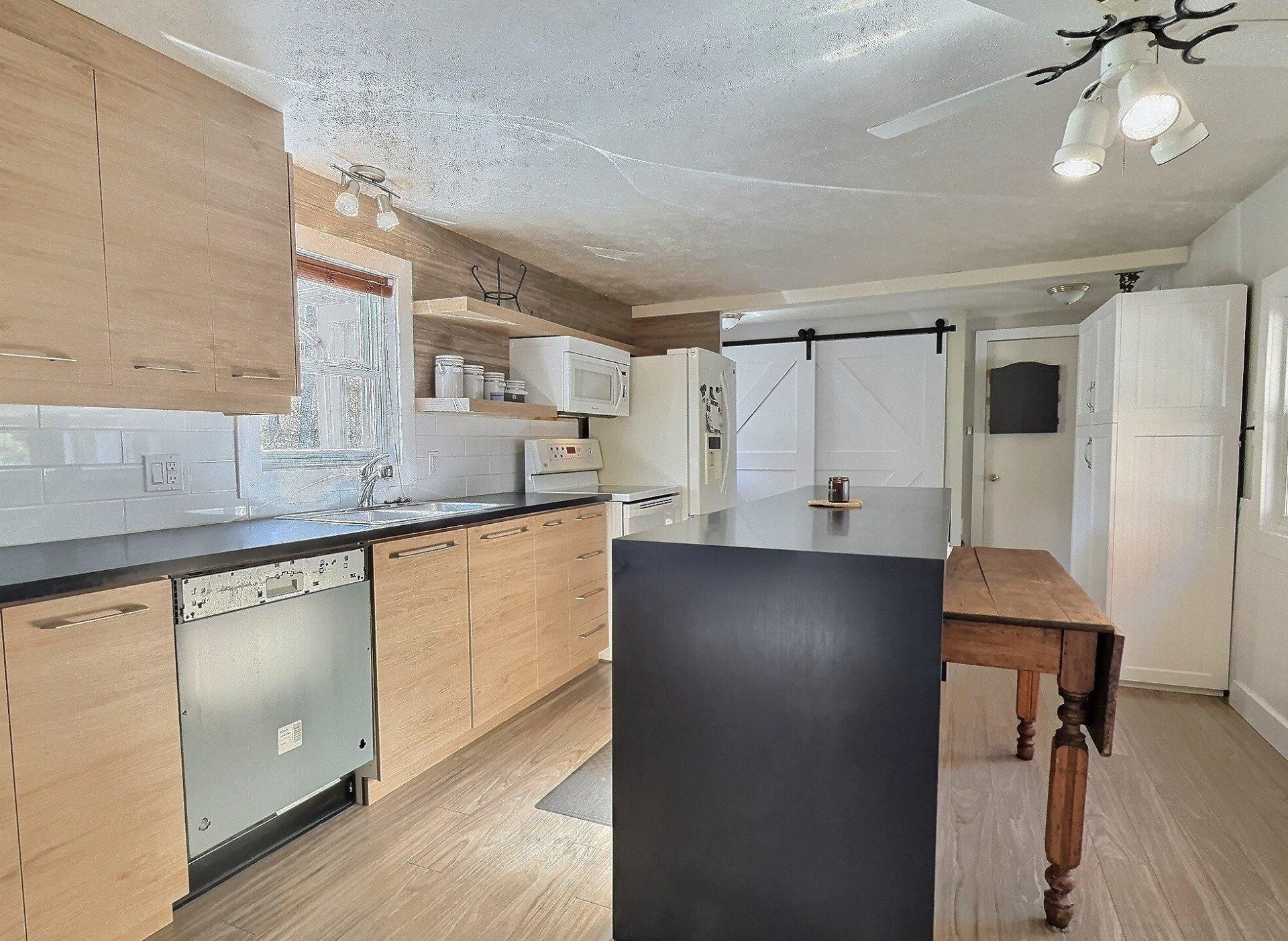 









137


Rue Yvette

,
Magog,




QC
J1X6X5

