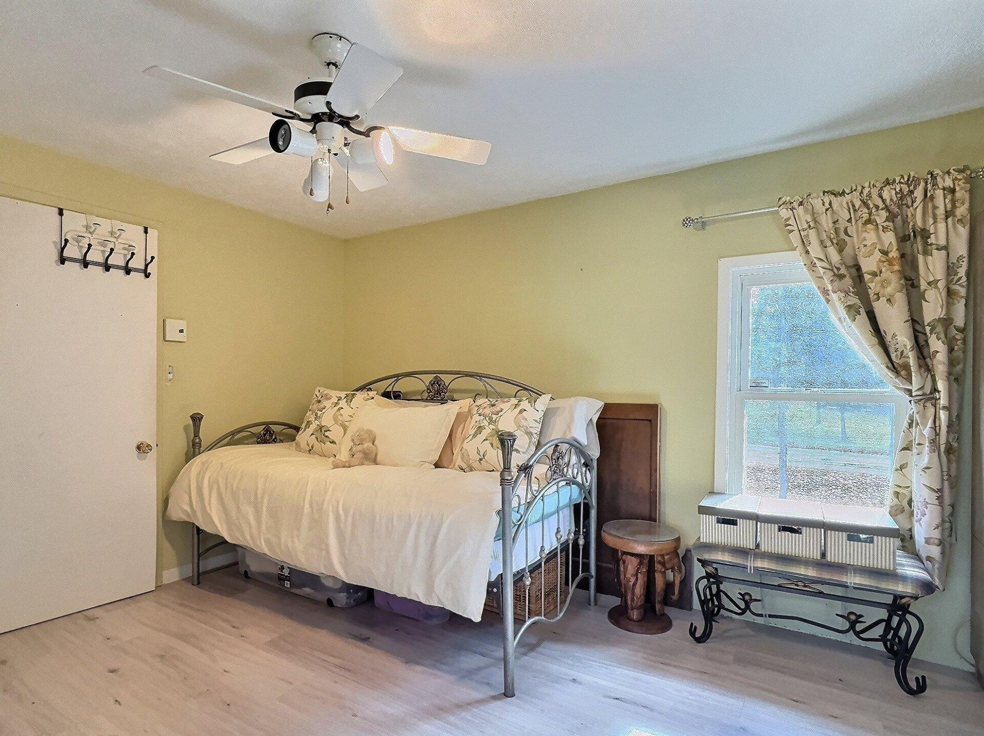 









137


Rue Yvette

,
Magog,




QC
J1X6X5

