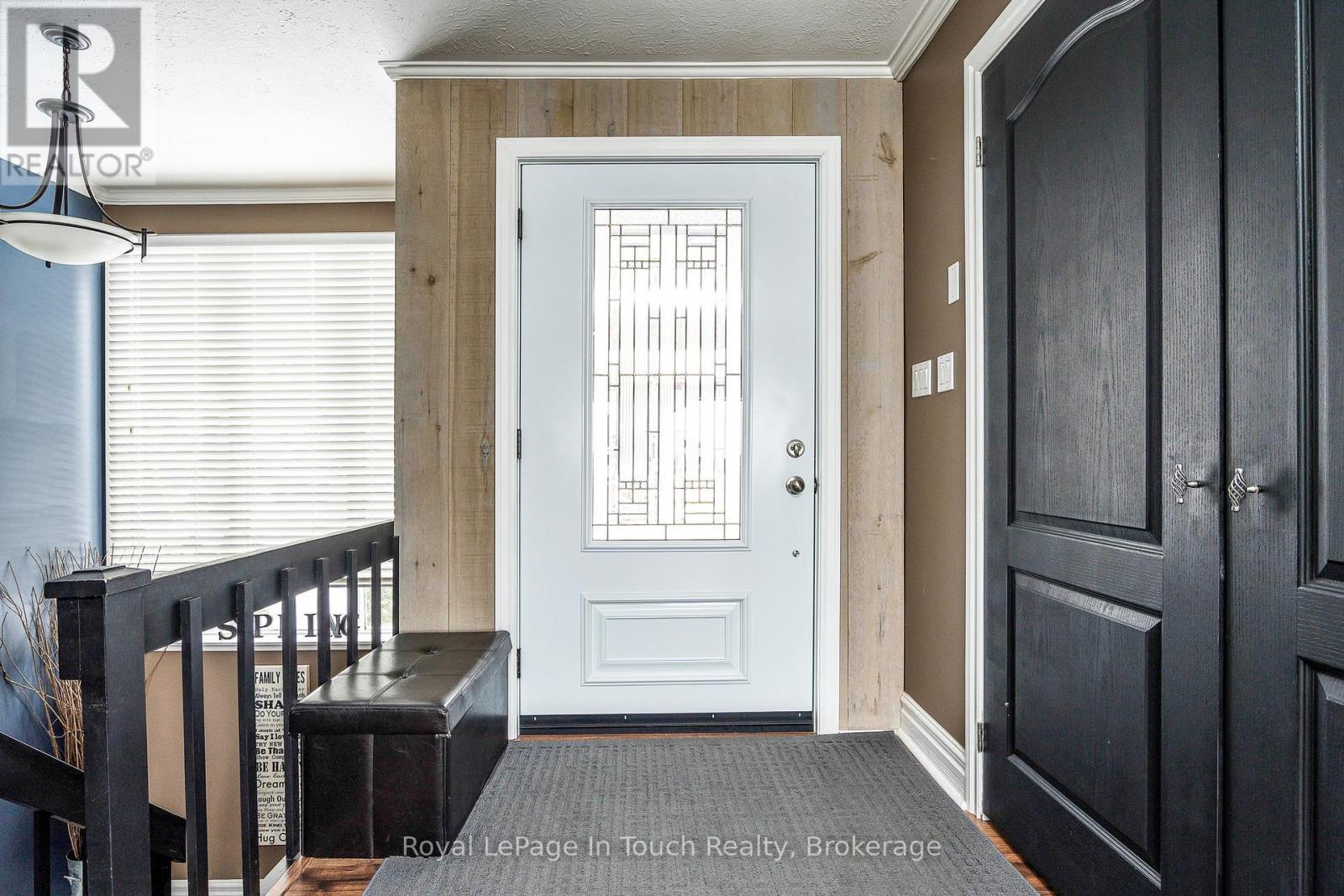 












8 TINY BEACHES ROAD S

,
Tiny,




Ontario
L0L2J0

