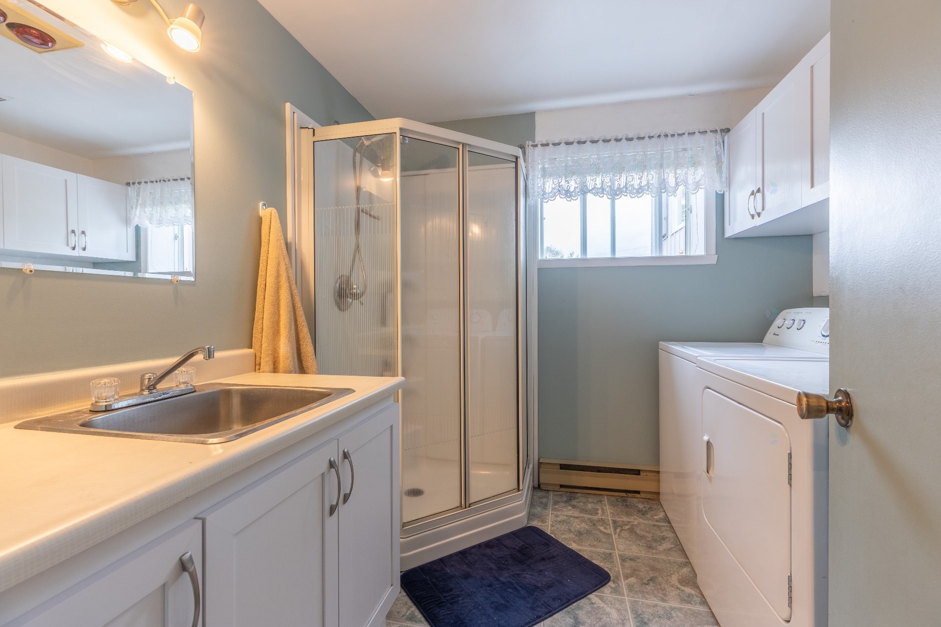 









951


Rue Brassard

,
Saint-Michel-des-Saints,




QC
J0K3B0

