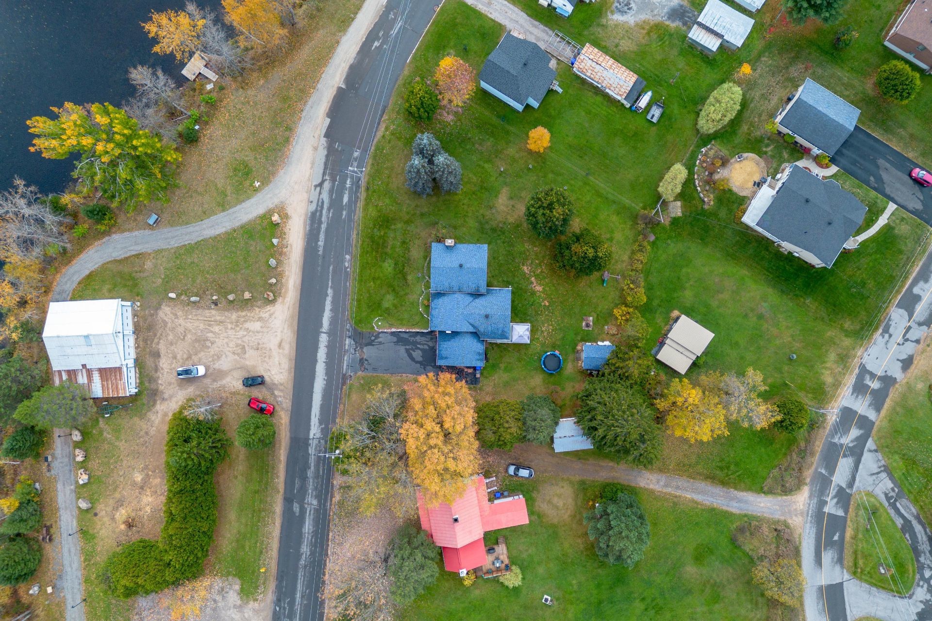 









951


Rue Brassard

,
Saint-Michel-des-Saints,




QC
J0K3B0

