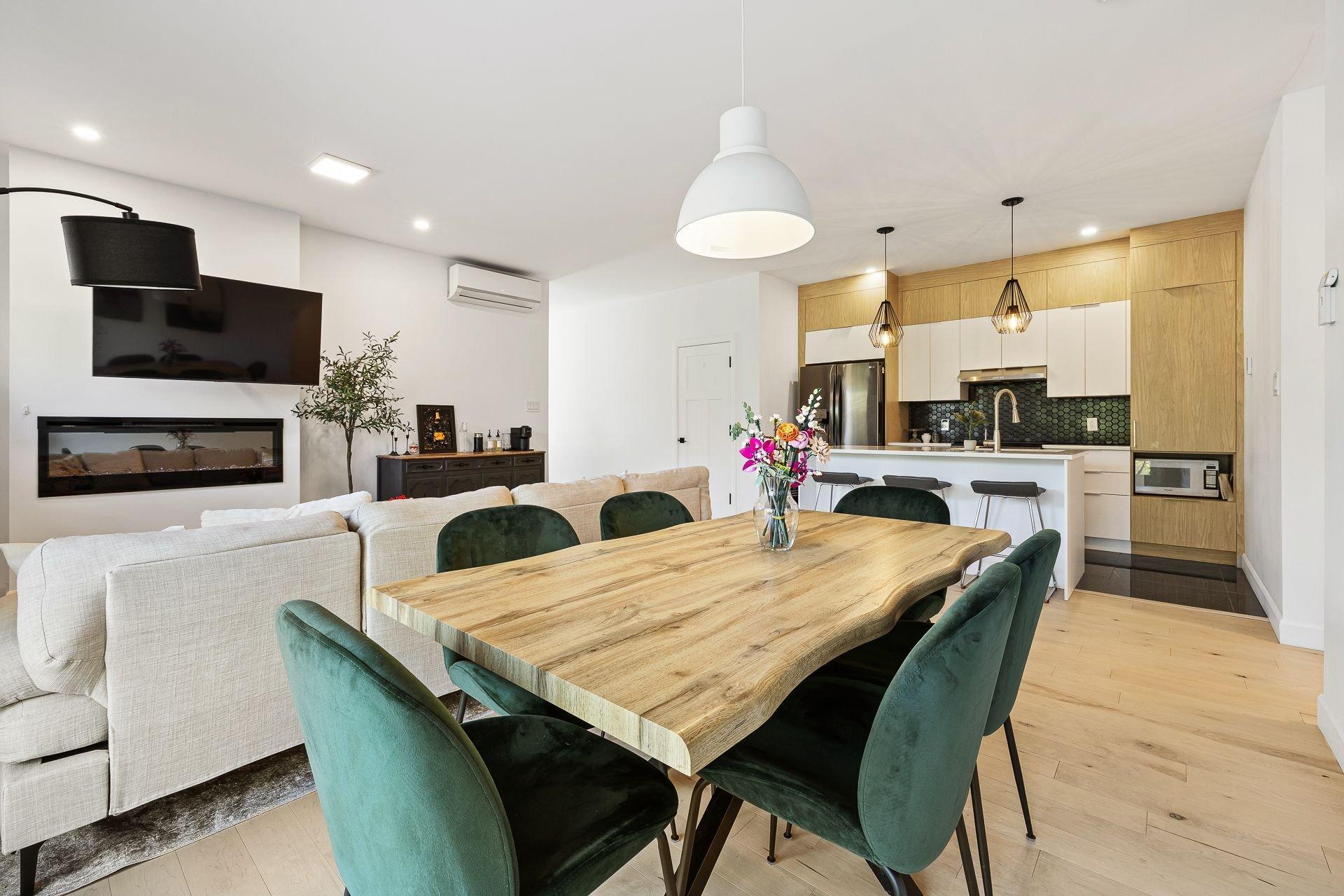 









201


Rue Juliette-Huot

, 1,
Cowansville,




QC
J2K0M3

