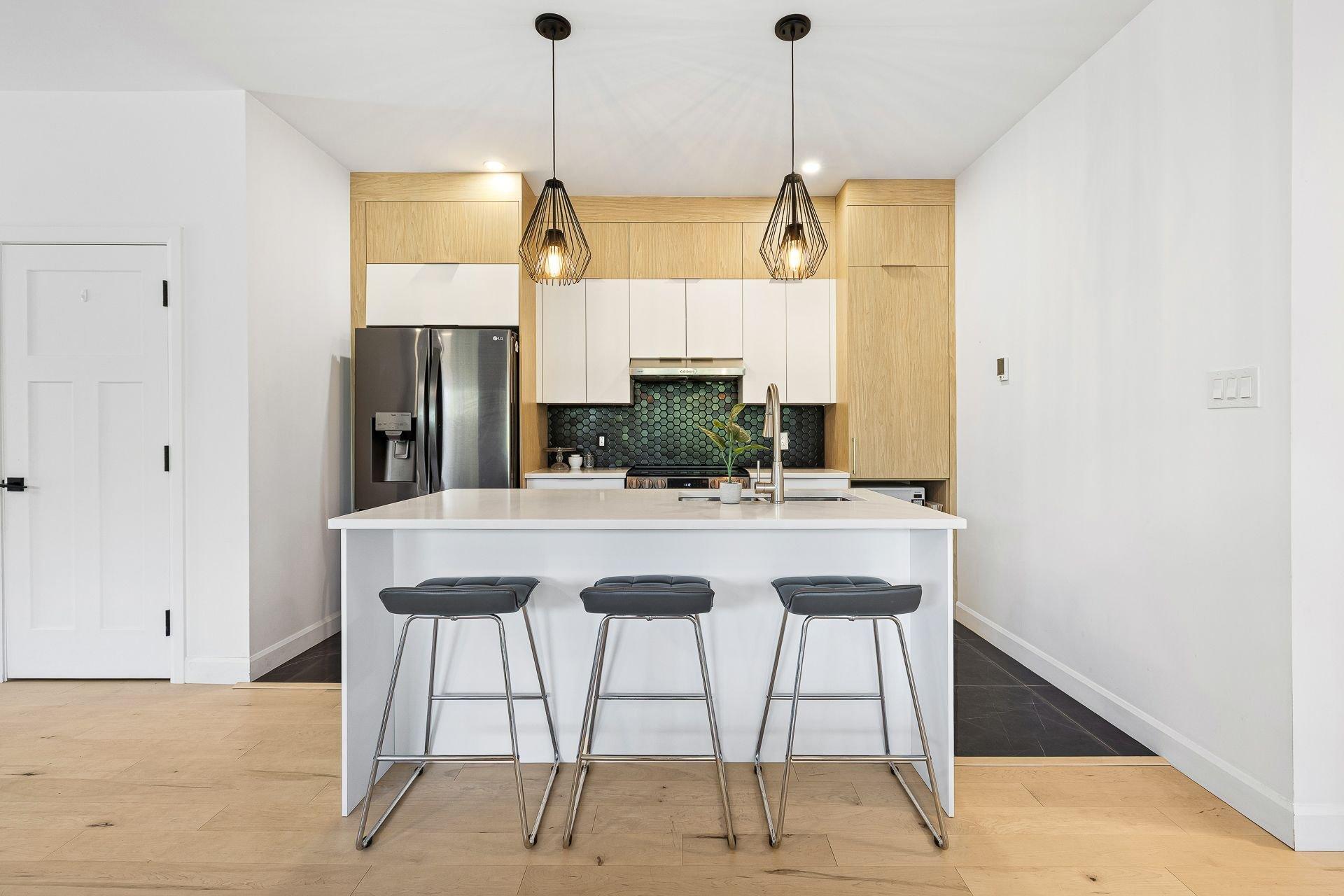 









201


Rue Juliette-Huot

, 1,
Cowansville,




QC
J2K0M3

