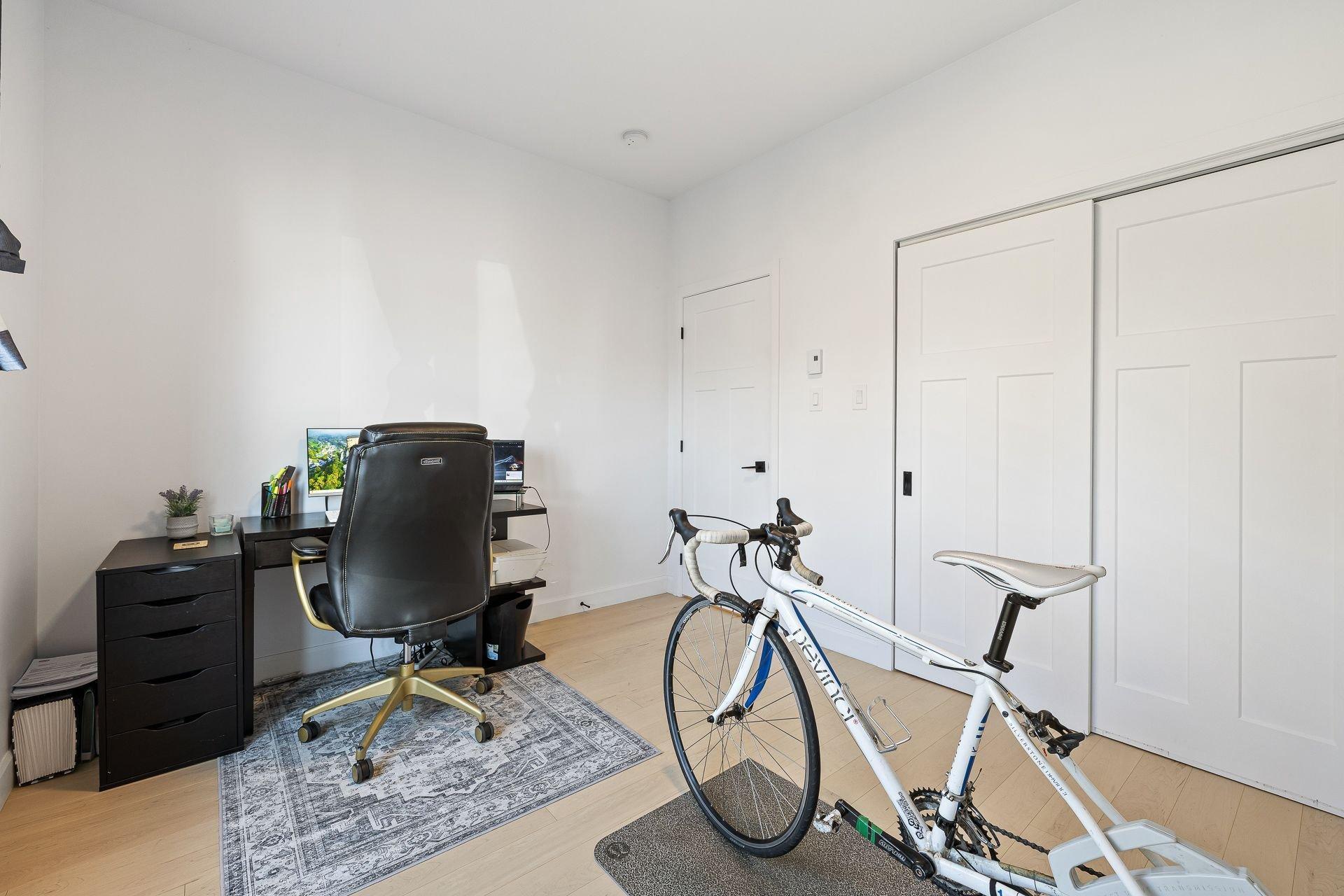 









201


Rue Juliette-Huot

, 1,
Cowansville,




QC
J2K0M3

