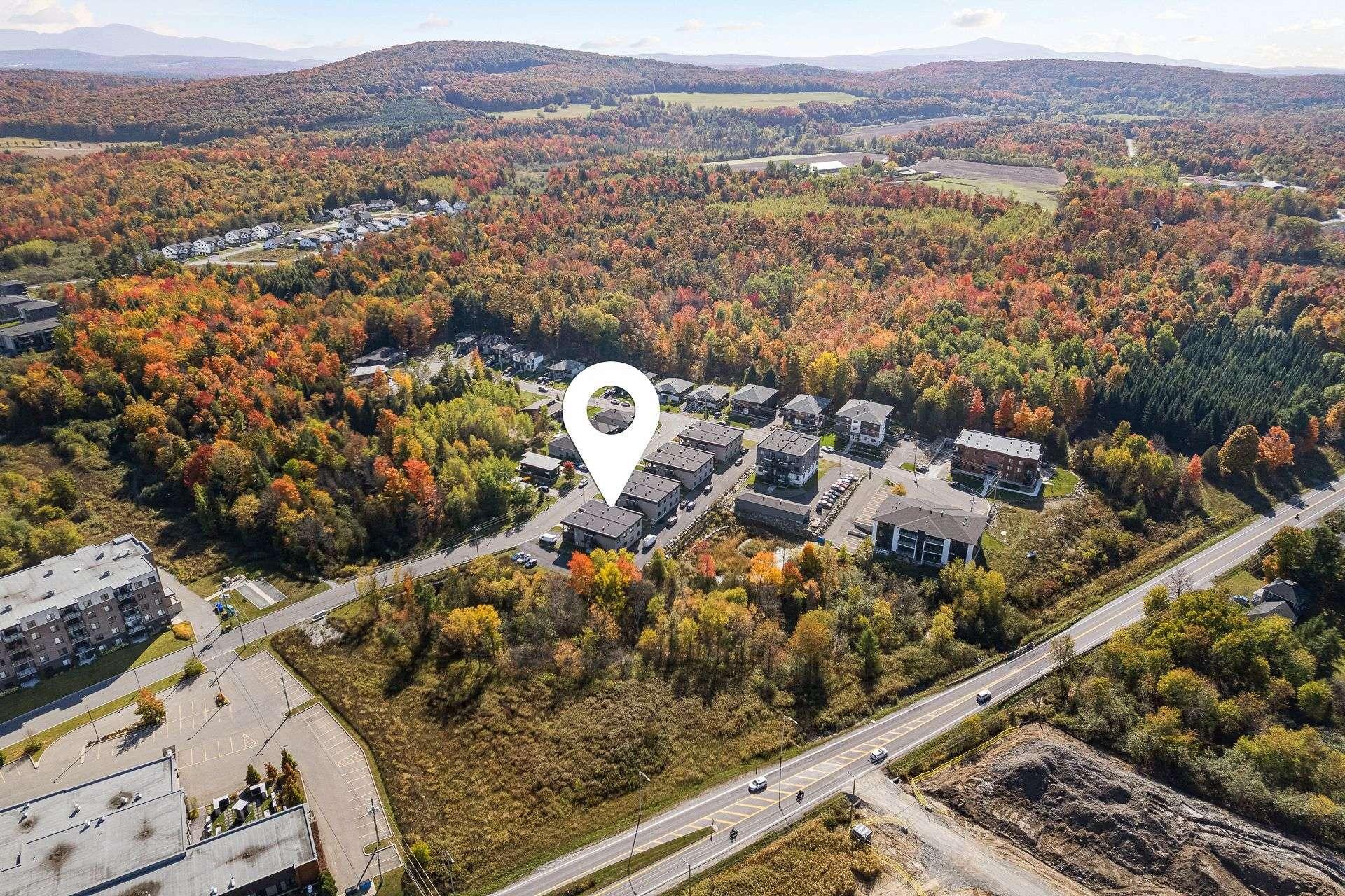 









201


Rue Juliette-Huot

, 1,
Cowansville,




QC
J2K0M3

