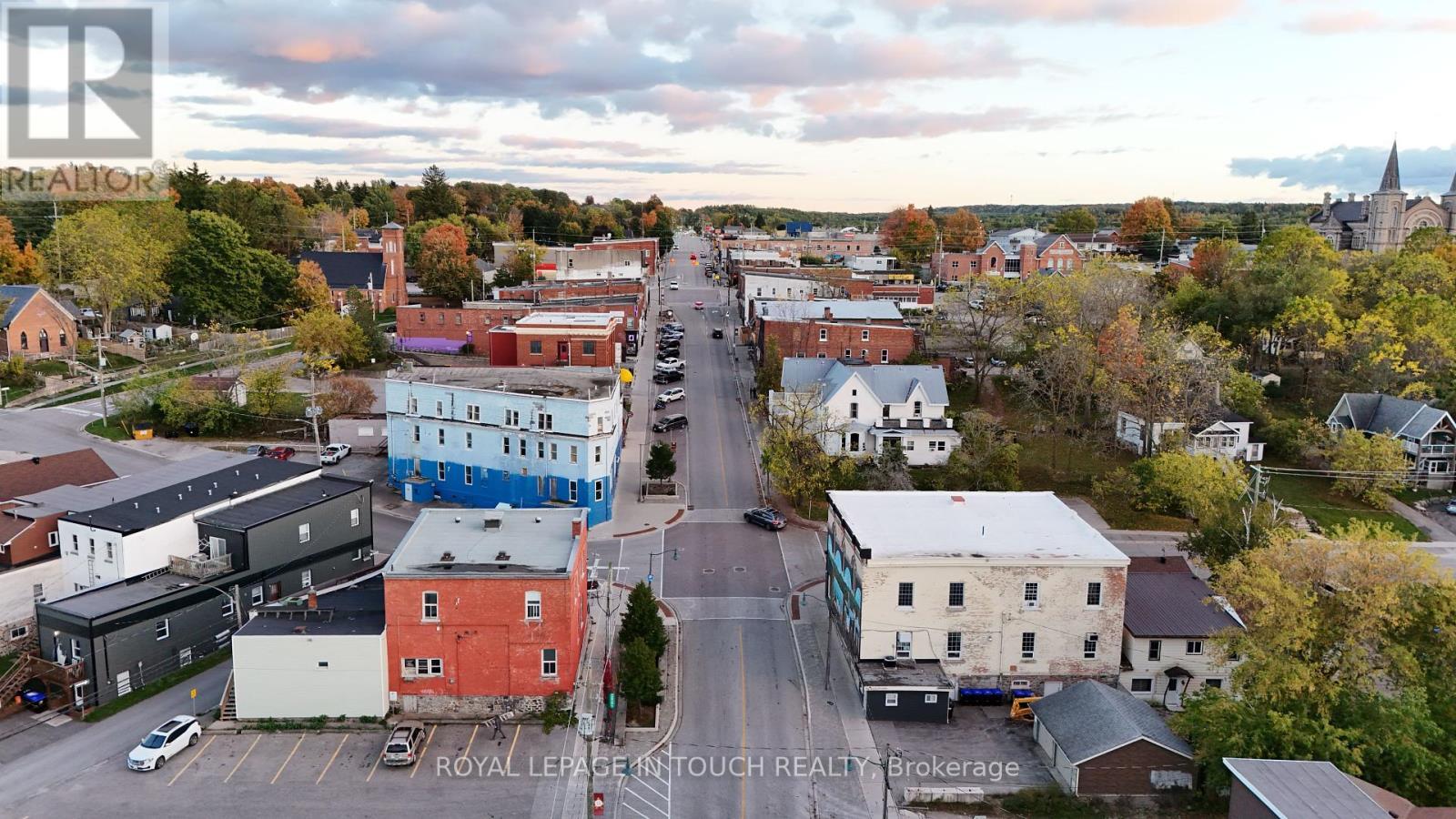 












44 MAIN STREET

,
Penetanguishene,




Ontario
L9M1T2

