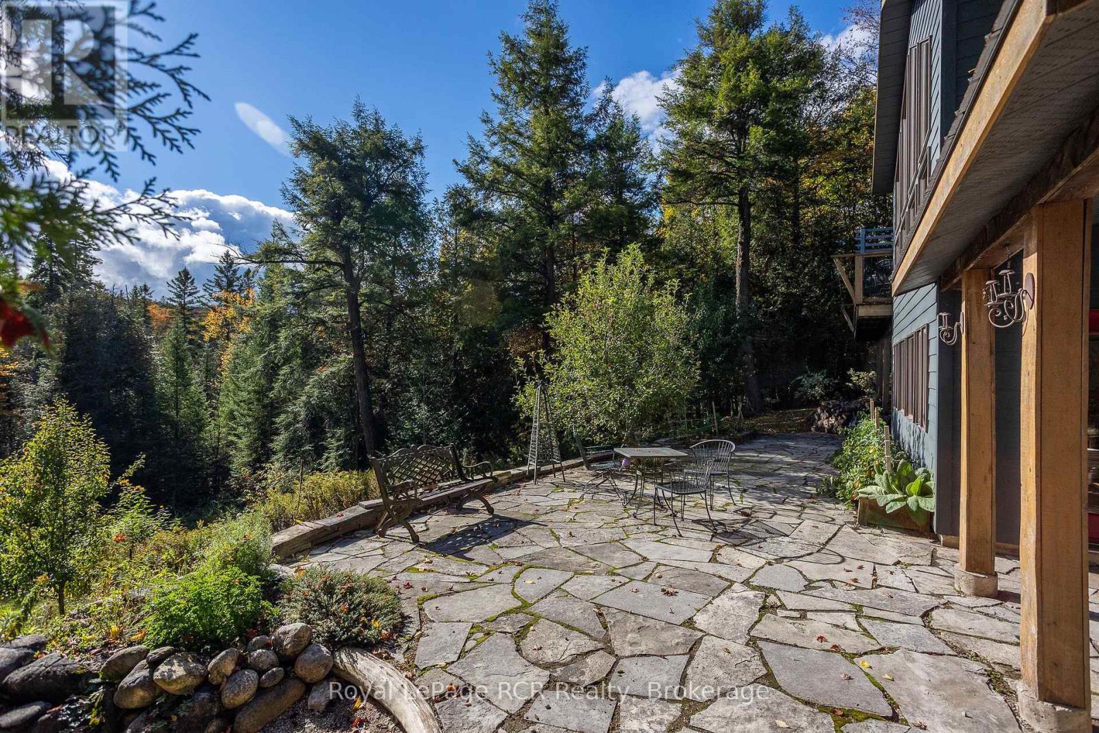 












360458 ROAD 160

,
Grey Highlands,




Ontario
N0C1E0

