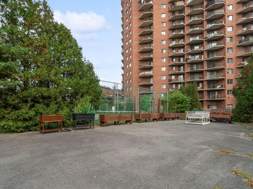 









6900


Boul. Gouin E.

, 1902,
Montréal-Nord (Montréal),




QC
H1G6L9

