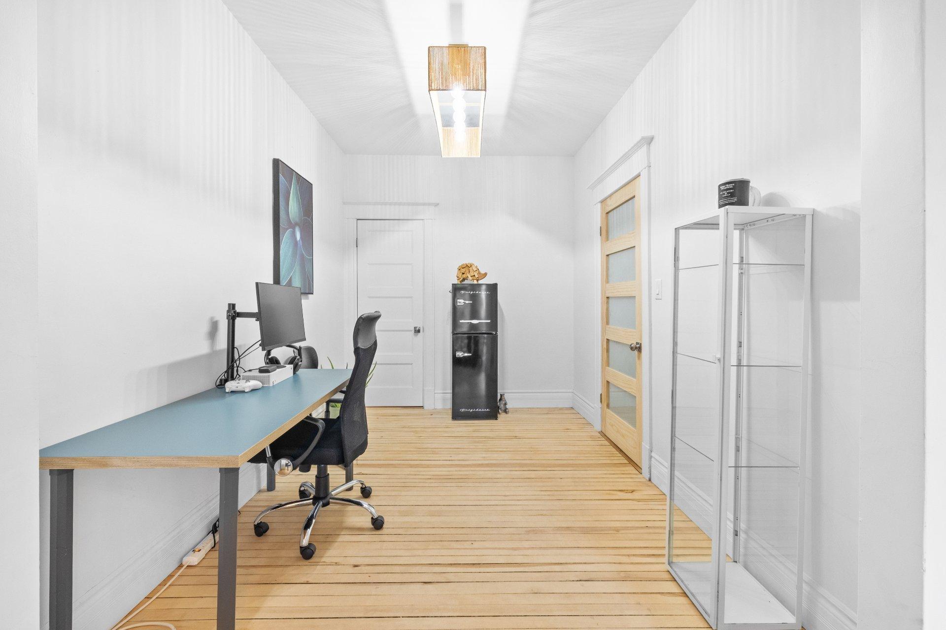 









2187


Rue Gauthier

, A,
Montréal (Le Plateau-Mont-Royal),




QC
H2K1B2


