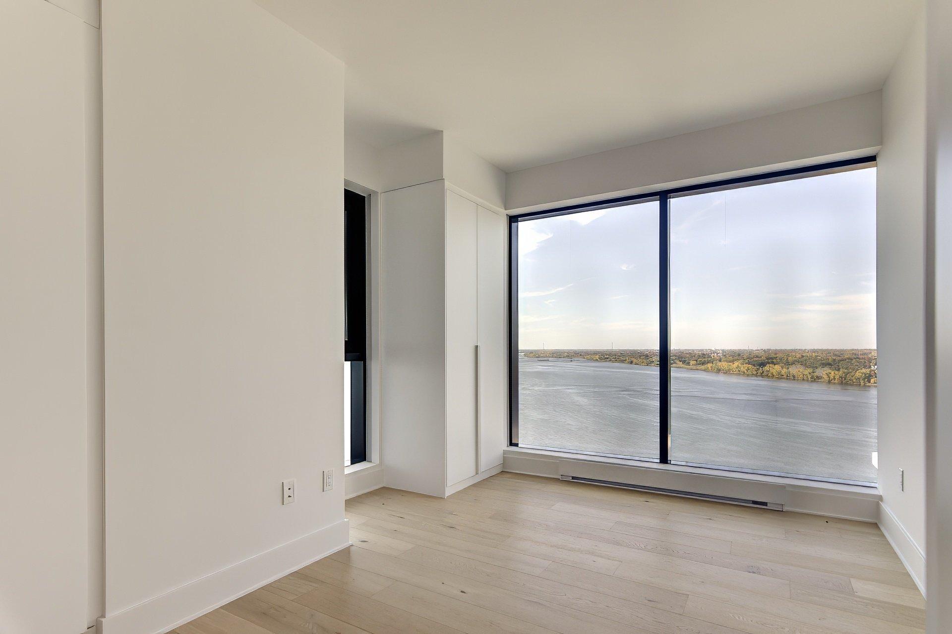 









1000


Rue André-Prévost

, 1805,
Montréal (Verdun/Île-des-Soeurs),




QC
H3E0G2

