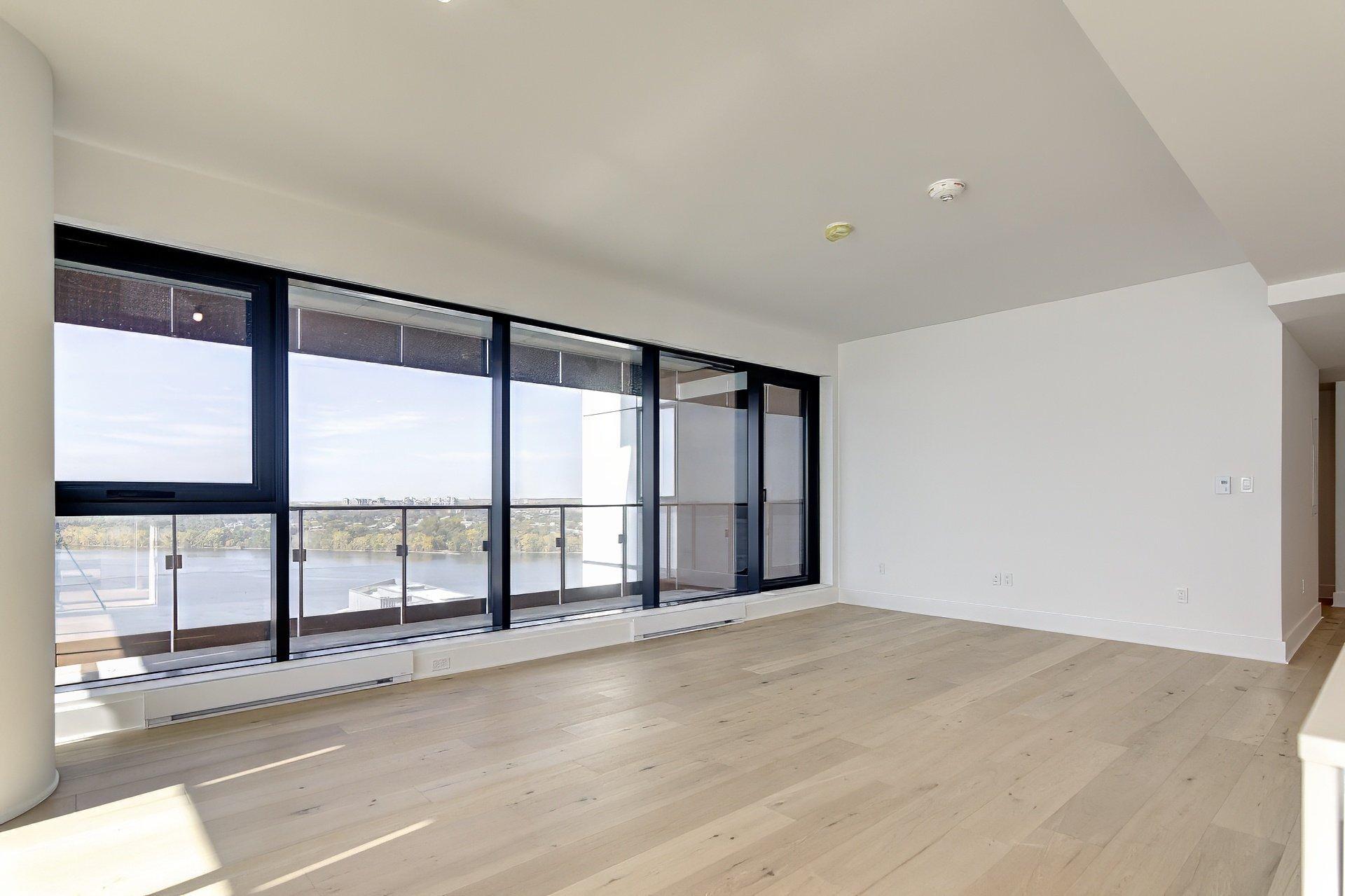 









1000


Rue André-Prévost

, 1805,
Montréal (Verdun/Île-des-Soeurs),




QC
H3E0G2

