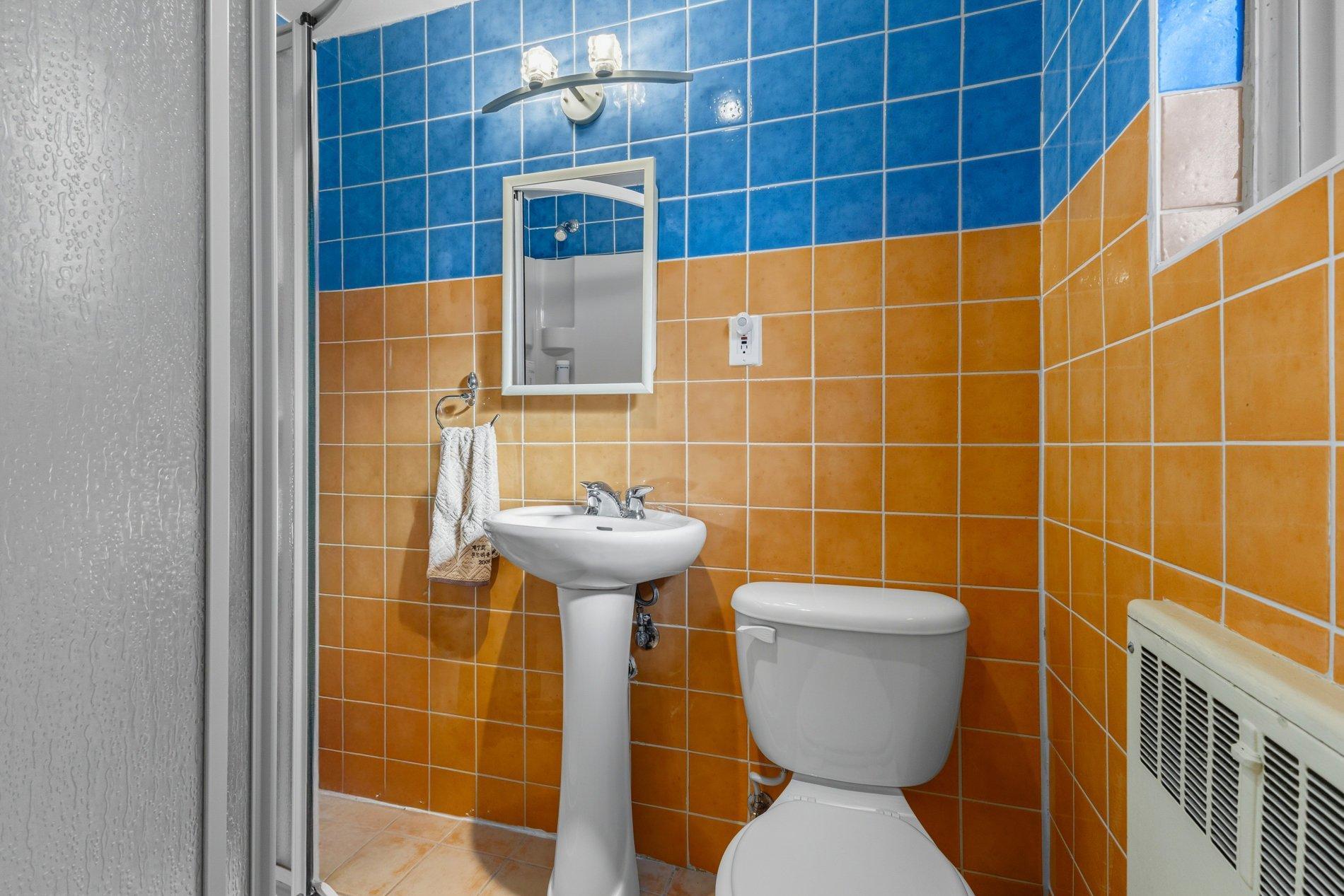 









4900


Boul. Cavendish

,
Montréal (Côte-des-Neiges/Notre-Dame-de-Grâce),




QC
H4V2R3


