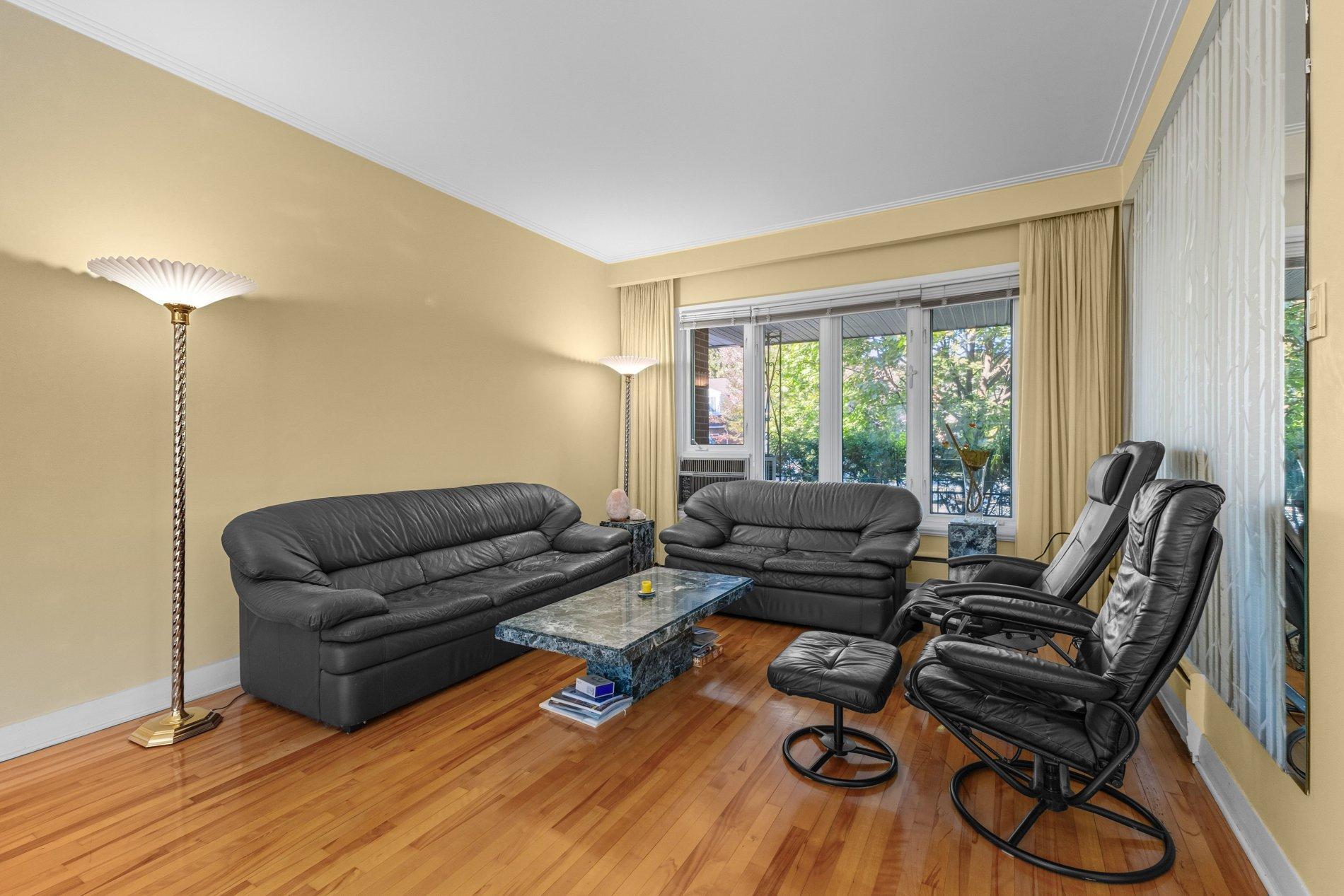 









4900


Boul. Cavendish

,
Montréal (Côte-des-Neiges/Notre-Dame-de-Grâce),




QC
H4V2R3

