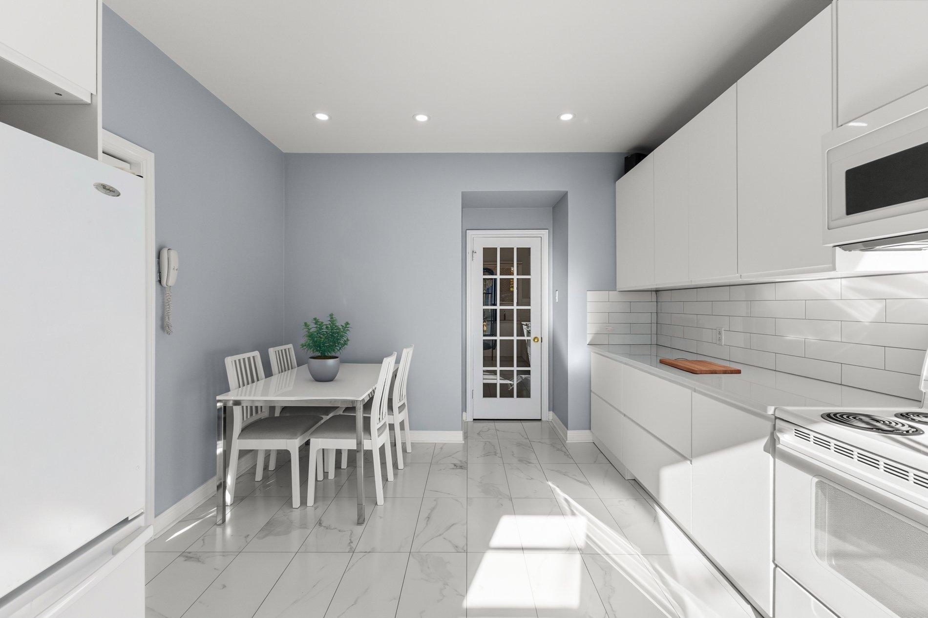 









4900


Boul. Cavendish

,
Montréal (Côte-des-Neiges/Notre-Dame-de-Grâce),




QC
H4V2R3

