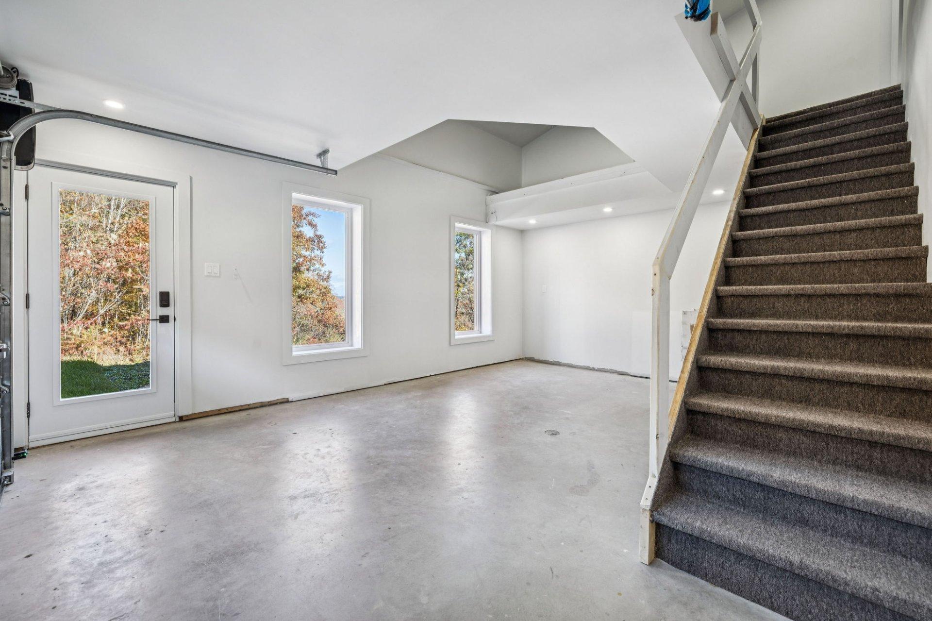 









21


Ch. du Panorama

,
Grenville-sur-la-Rouge,




QC
J0V1B0

