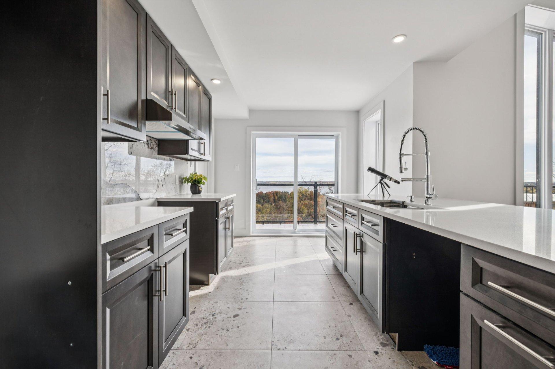 









21


Ch. du Panorama

,
Grenville-sur-la-Rouge,




QC
J0V1B0

