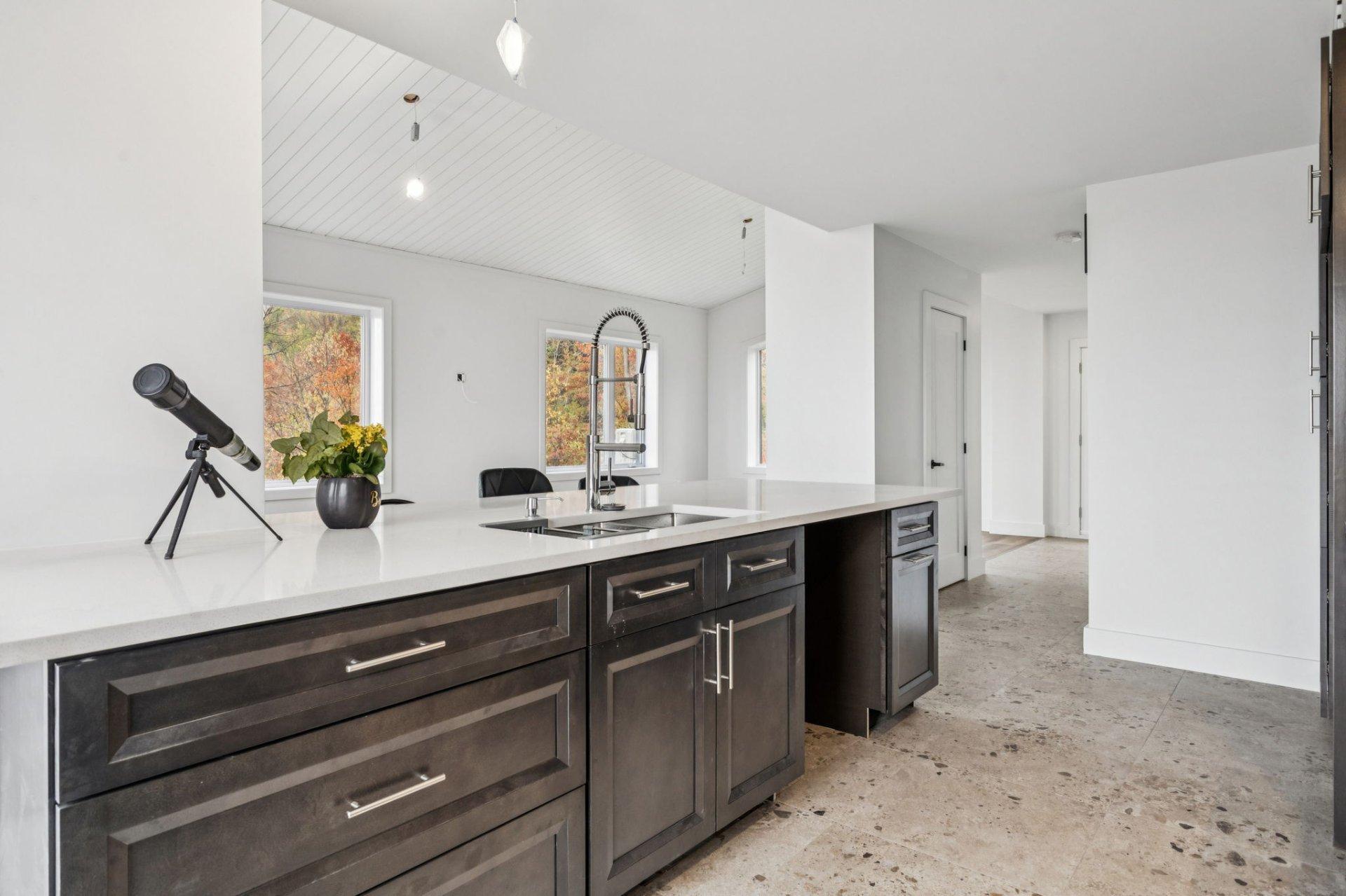 









21


Ch. du Panorama

,
Grenville-sur-la-Rouge,




QC
J0V1B0

