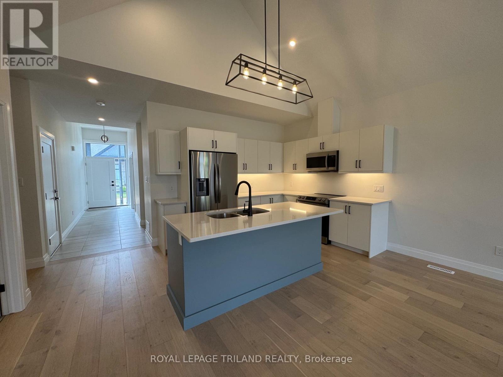 












49 - 63 COMPASS TRAIL

,
Central Elgin,




Ontario
N5L0B4

