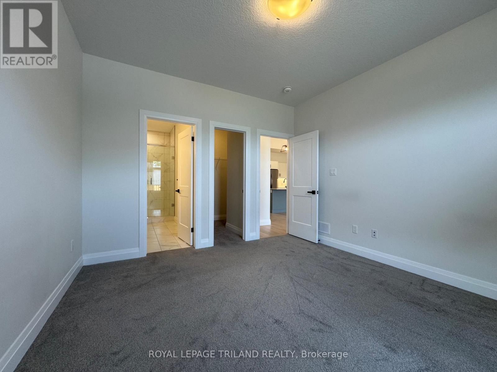 












49 - 63 COMPASS TRAIL

,
Central Elgin,




Ontario
N5L0B4

