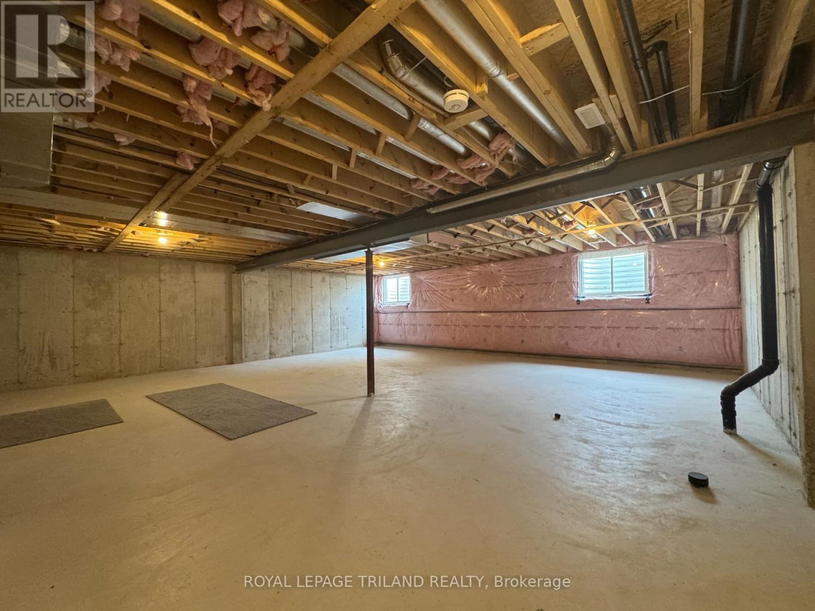 












49 - 63 COMPASS TRAIL

,
Central Elgin,




Ontario
N5L0B4

