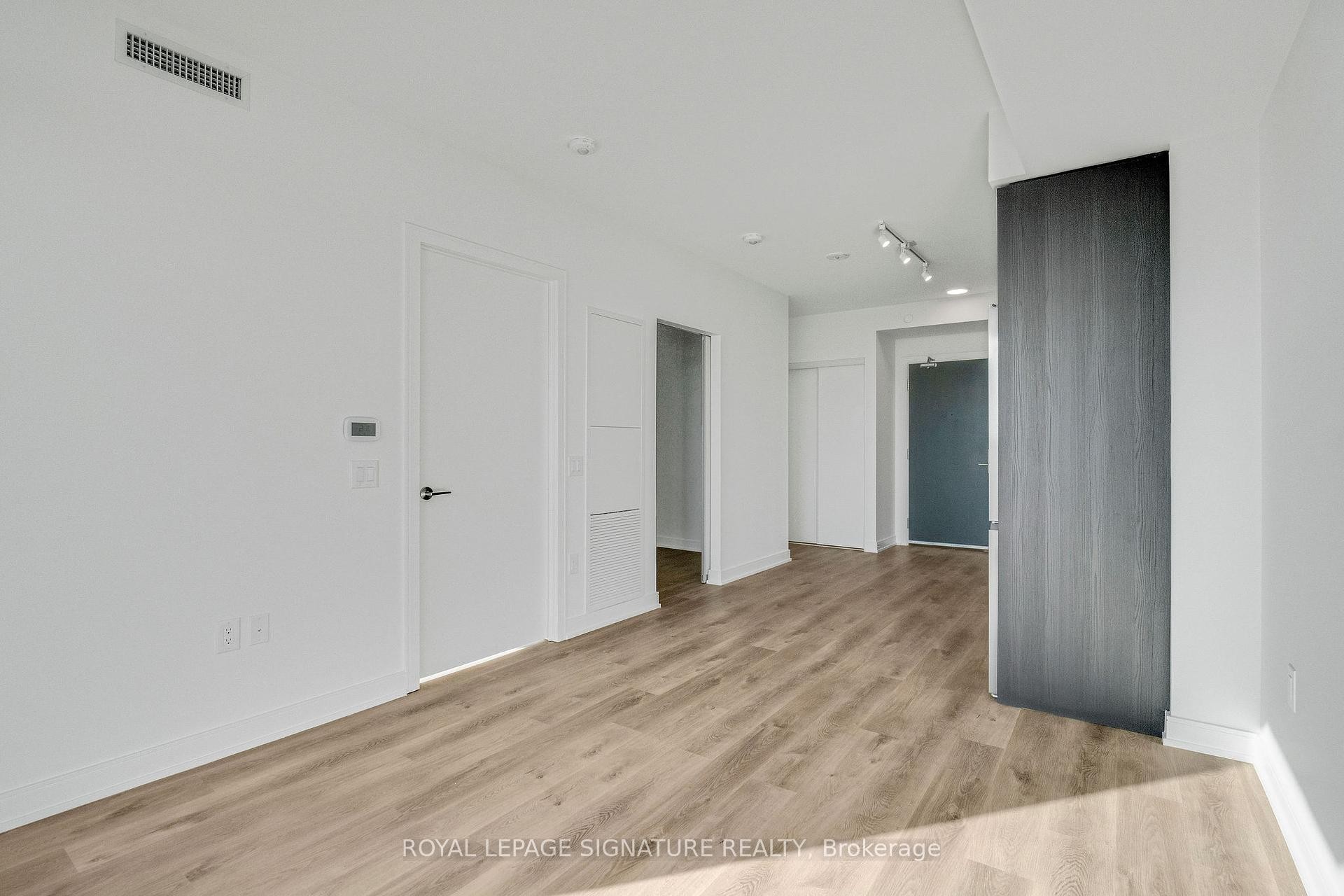 









3009


Novar

Road, 1211,
Mississauga,




ON
L5B 1H7


