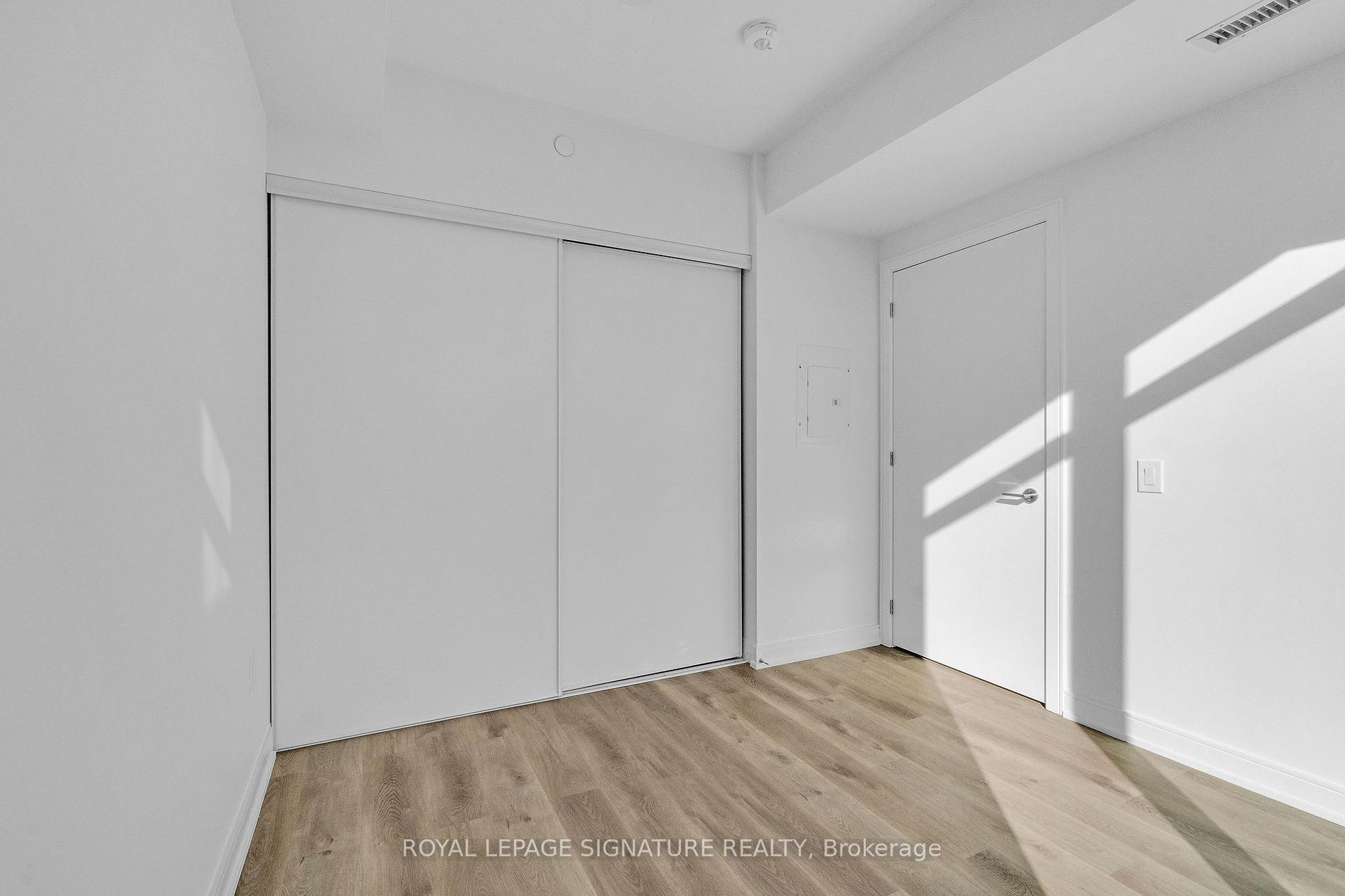 









3009


Novar

Road, 1211,
Mississauga,




ON
L5B 1H7

