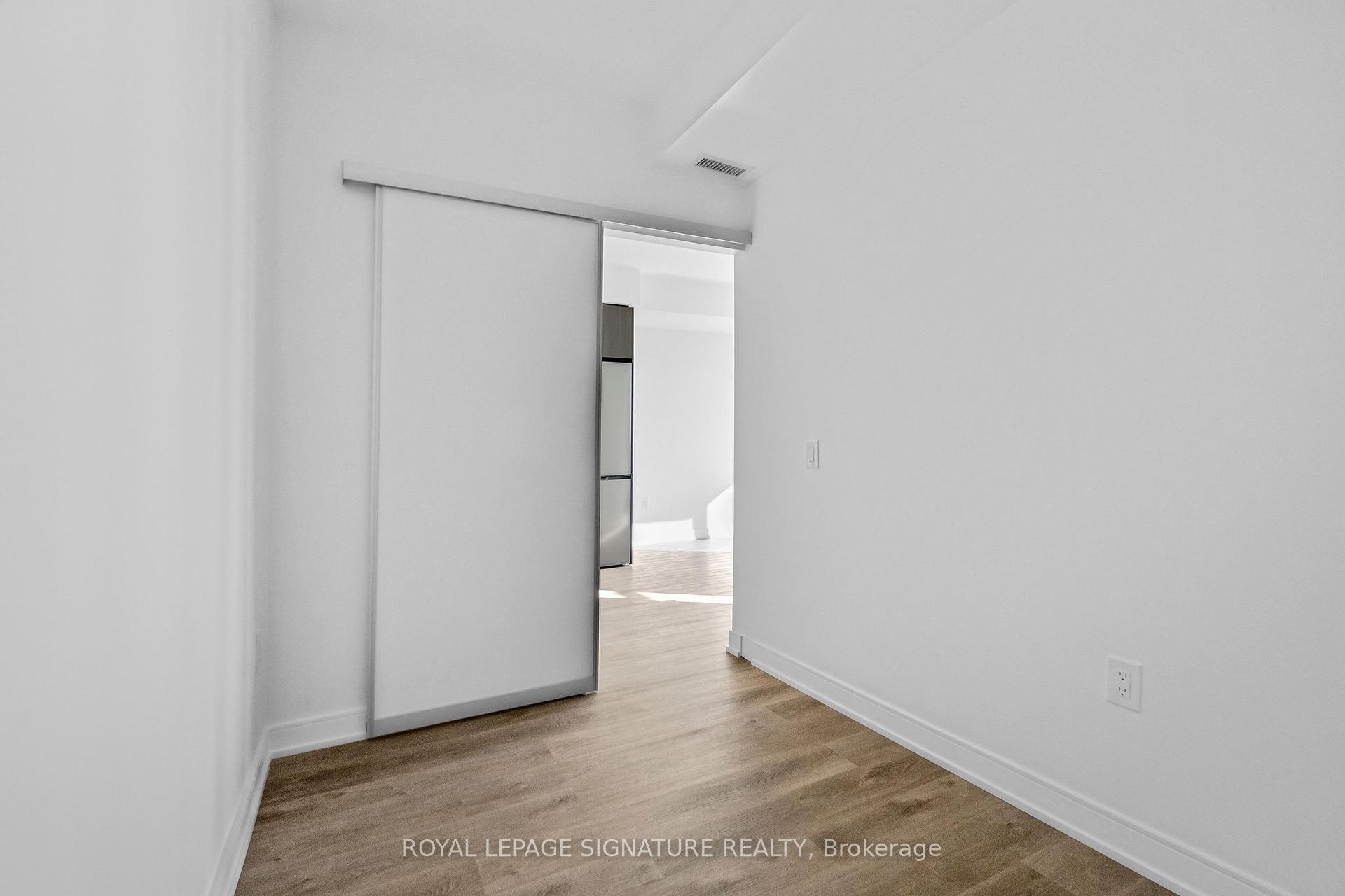 









3009


Novar

Road, 1211,
Mississauga,




ON
L5B 1H7


