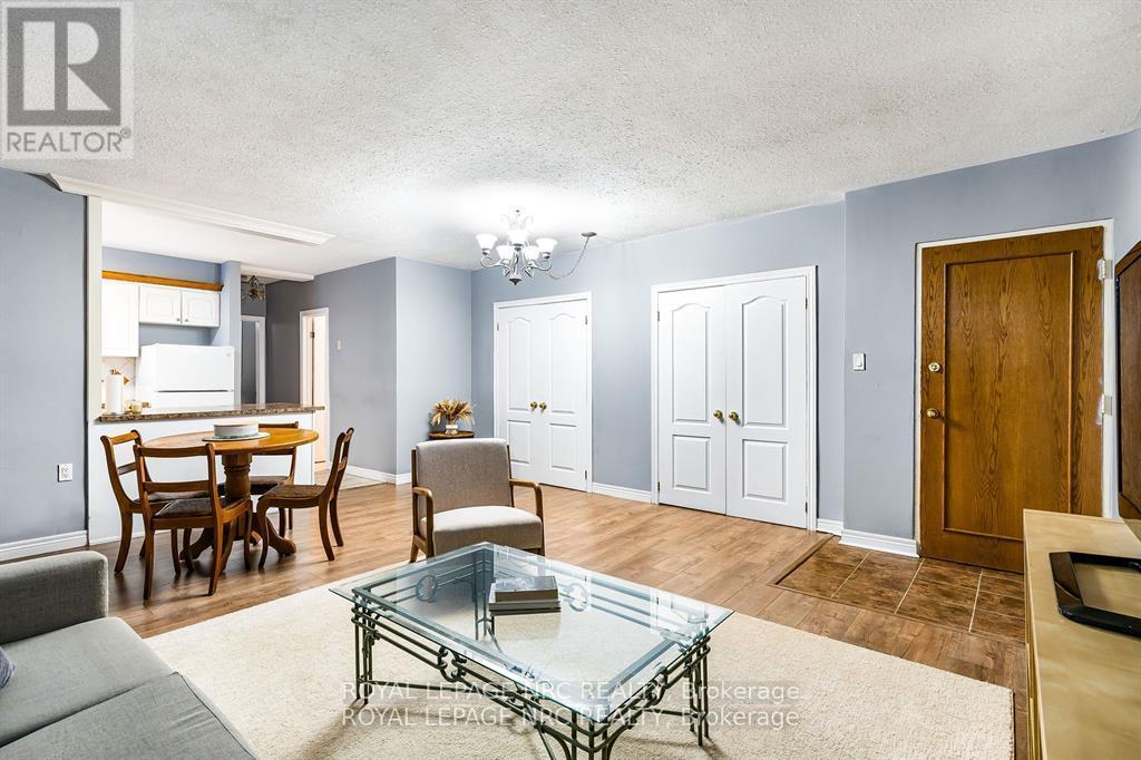 












7 - 454 CARLTON STREET

,
St. Catharines (Facer),




Ontario
L2M4X1

