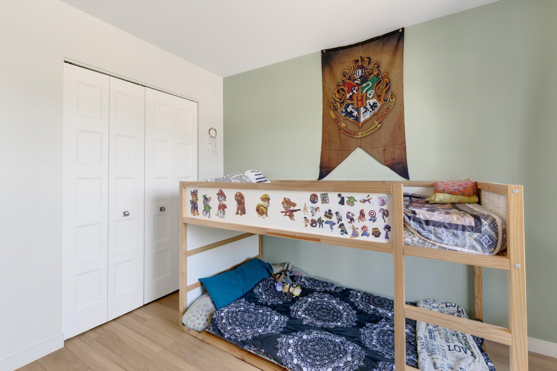 









16


Av. de la Campine

,
Waterloo,




QC
J0E2N0

