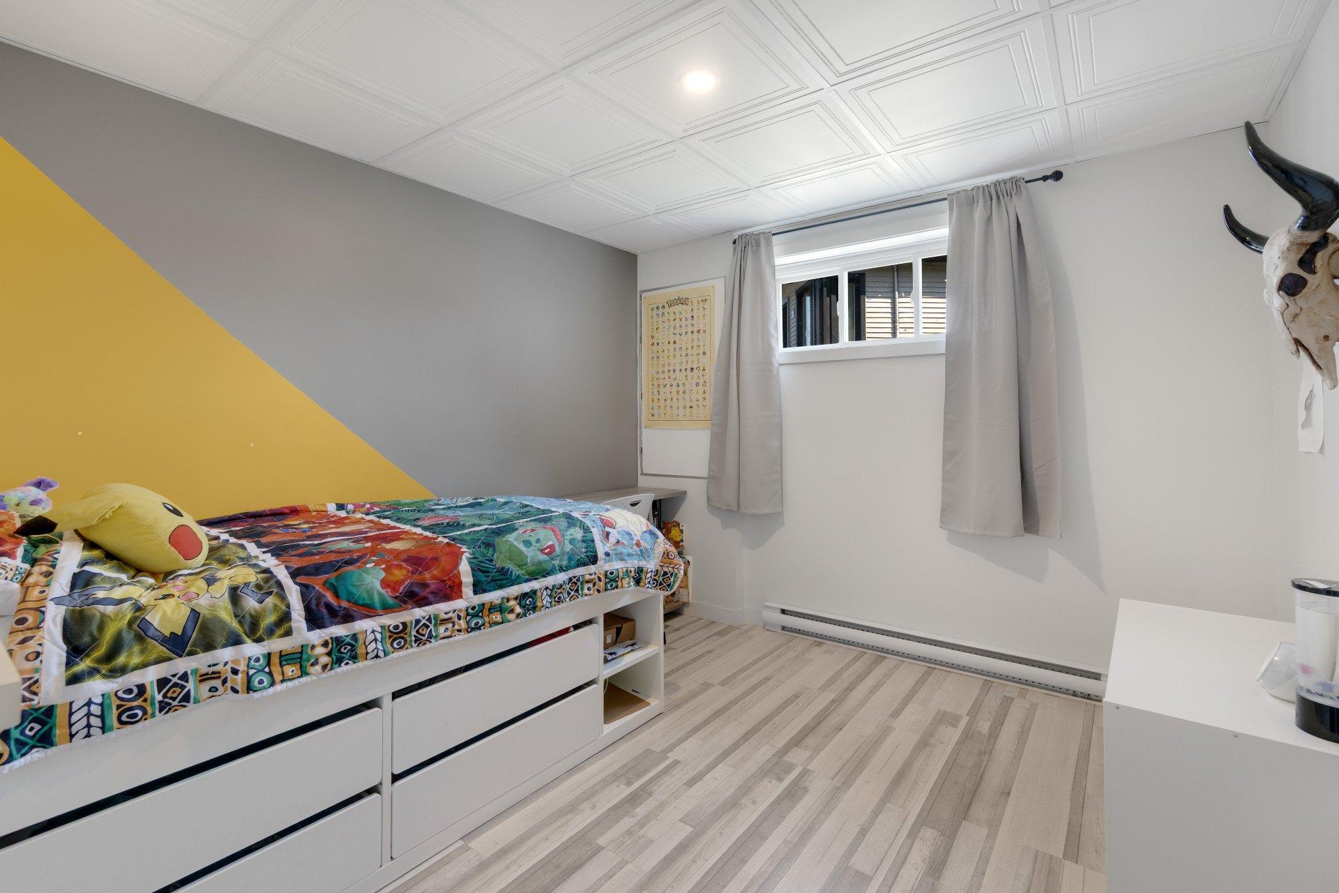 









16


Av. de la Campine

,
Waterloo,




QC
J0E2N0

