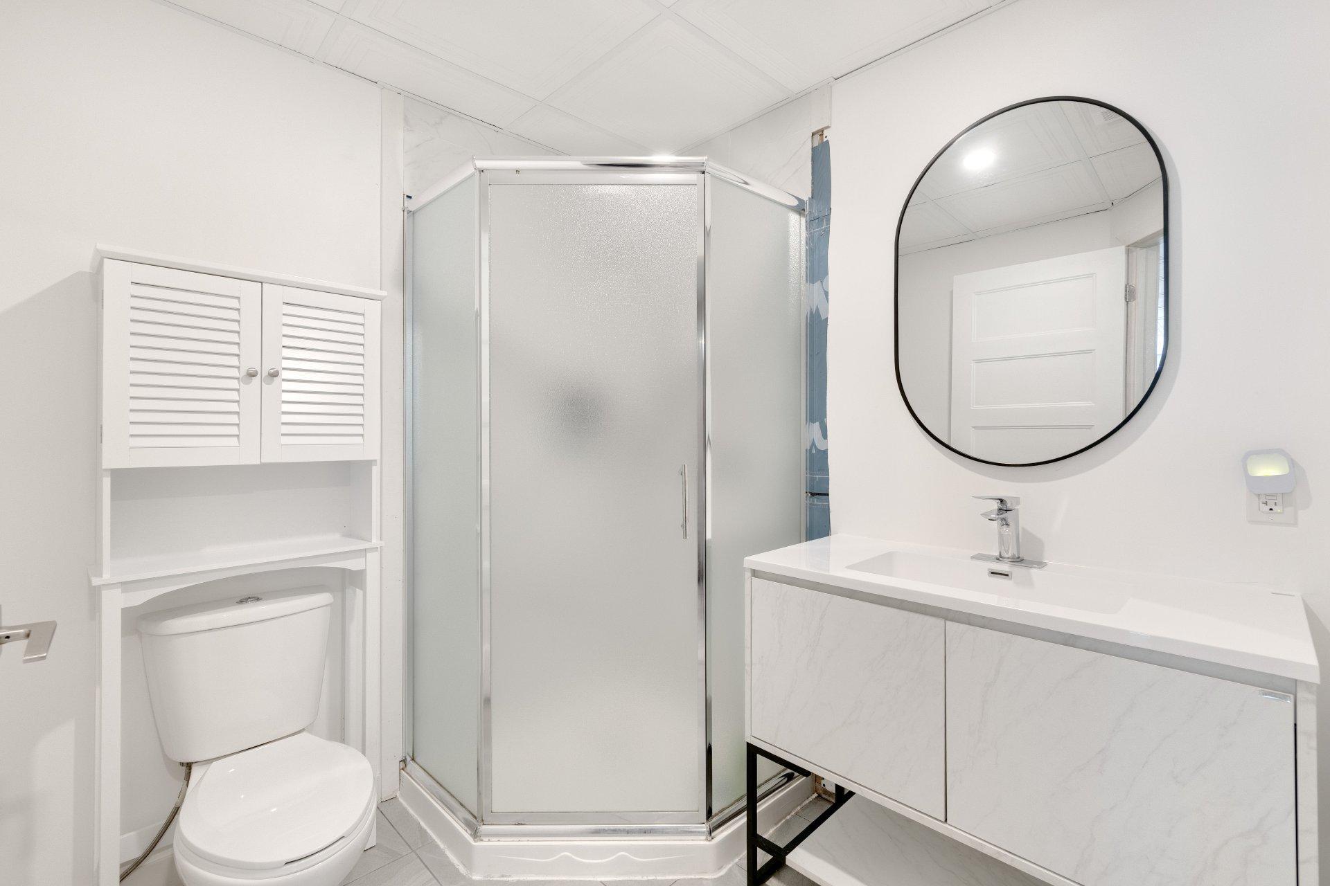 









16


Av. de la Campine

,
Waterloo,




QC
J0E2N0

