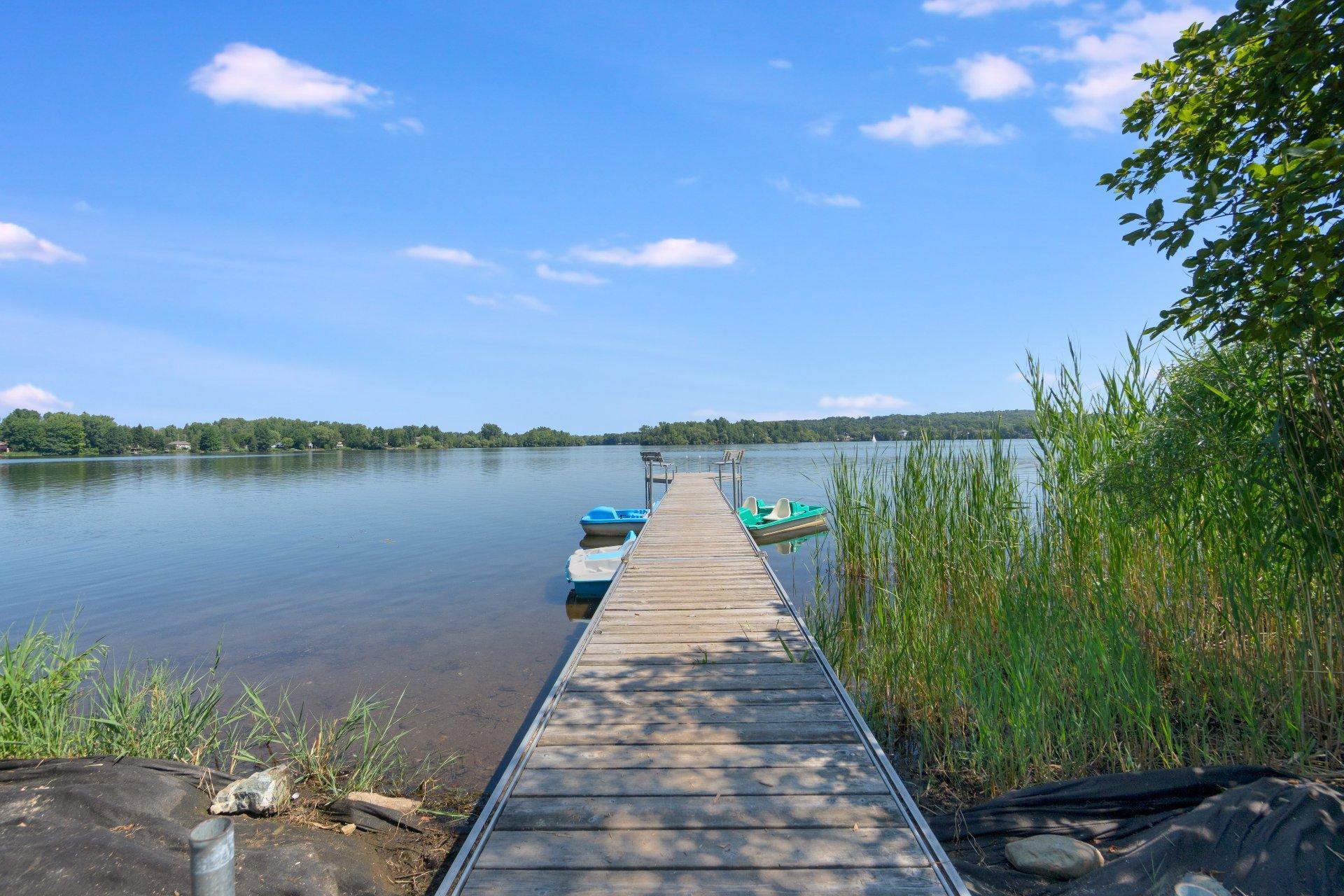 









16


Av. de la Campine

,
Waterloo,




QC
J0E2N0

