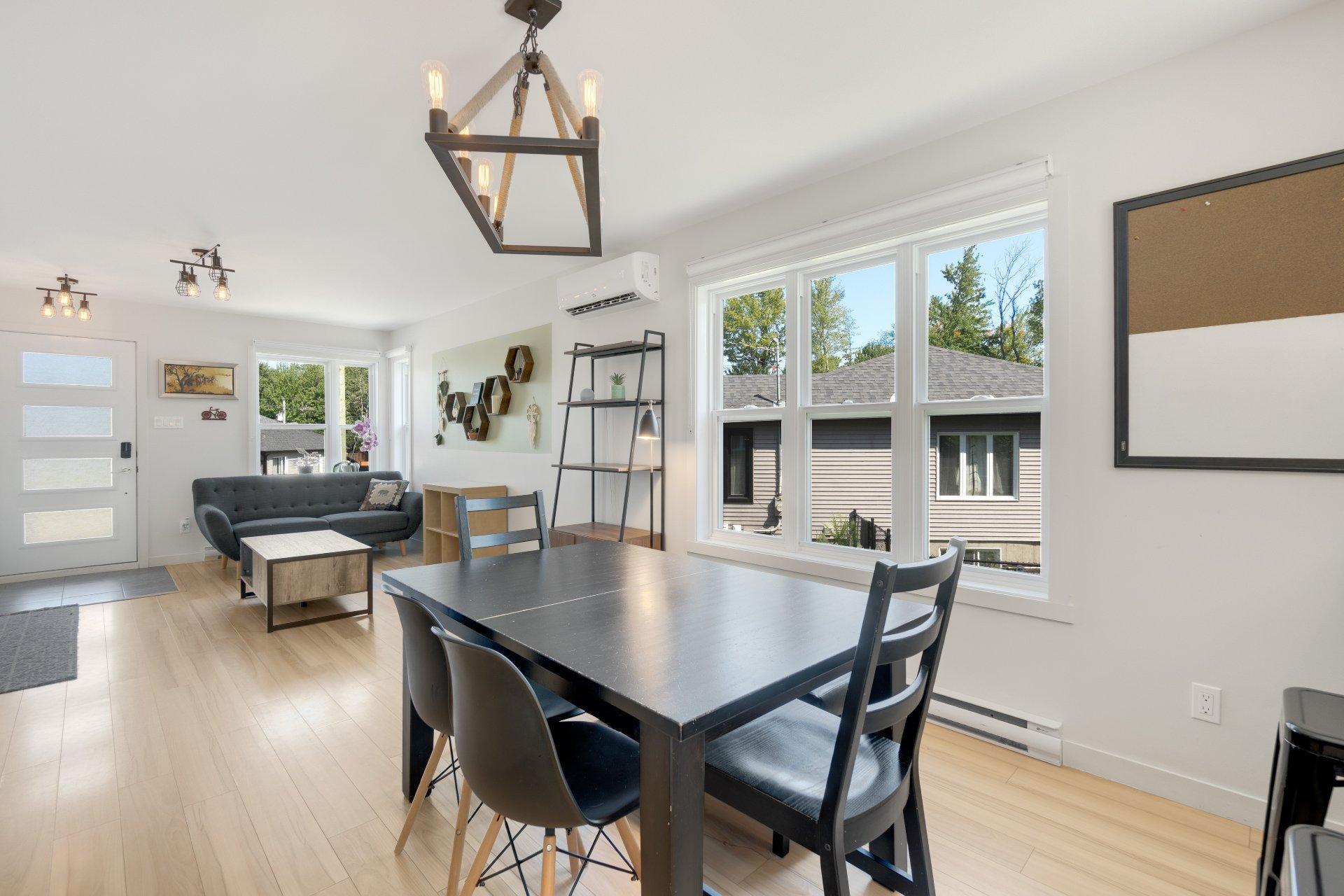 









16


Av. de la Campine

,
Waterloo,




QC
J0E2N0

