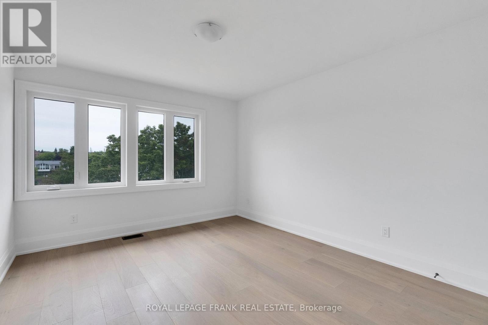 












42 POND STREET

,
Trent Hills (Hastings),




Ontario
K0L1Y0

