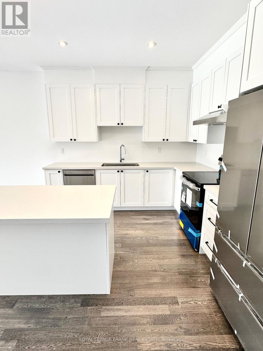 












12 POND STREET

,
Trent Hills (Hastings),




Ontario
K0L1Y0

