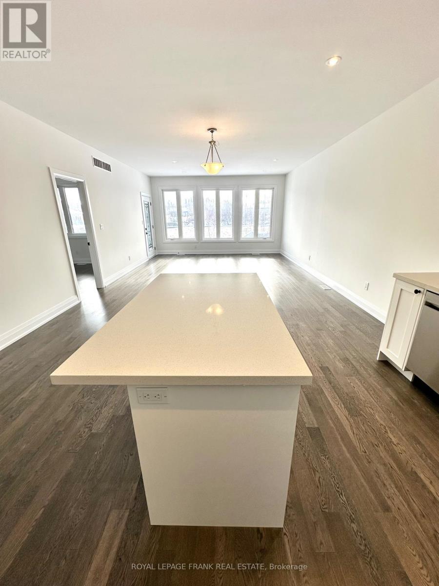 












12 POND STREET

,
Trent Hills (Hastings),




Ontario
K0L1Y0

