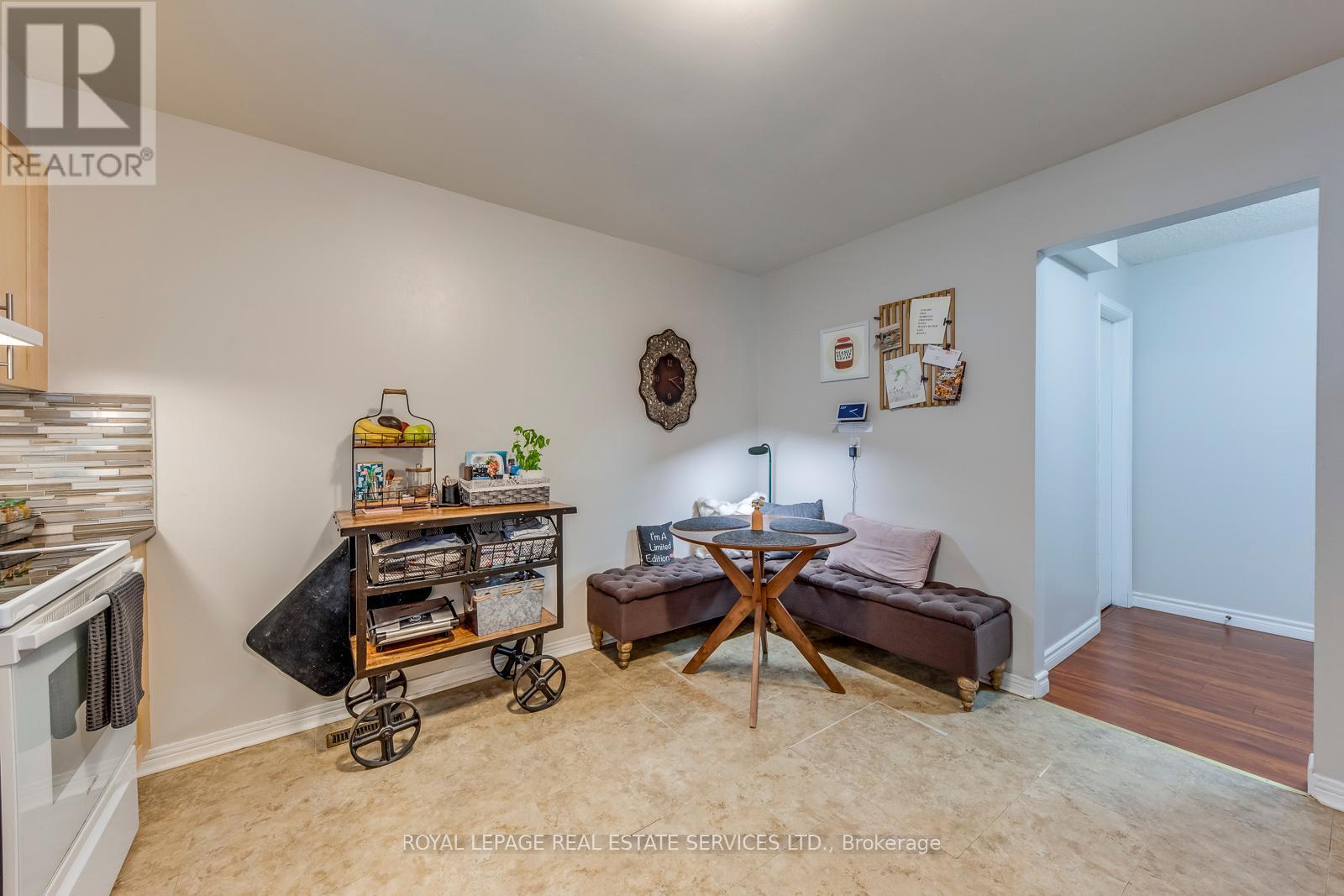 












97 MARTIN STREET

,
Milton,




Ontario
L9T2R3

