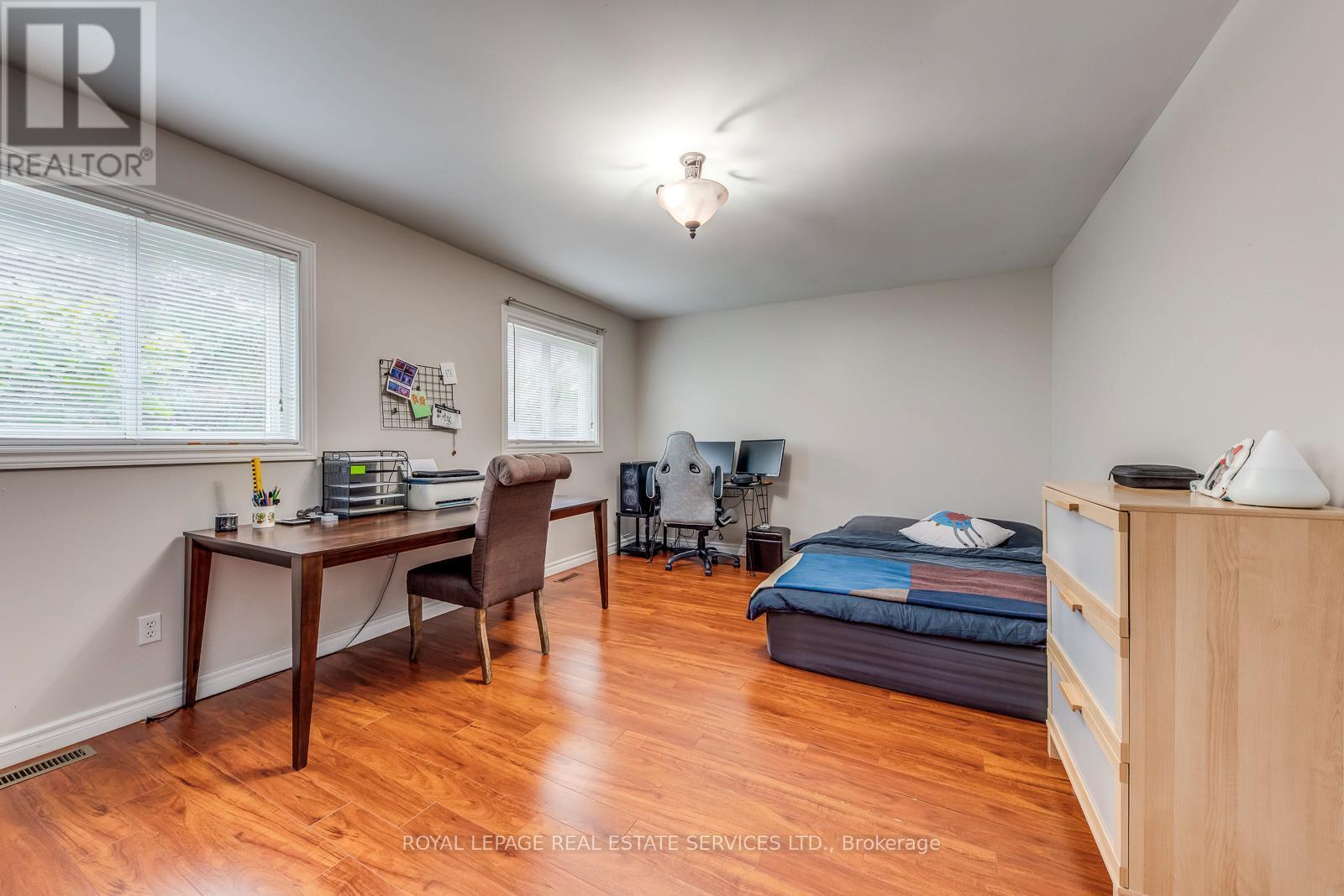 












97 MARTIN STREET

,
Milton,




Ontario
L9T2R3

