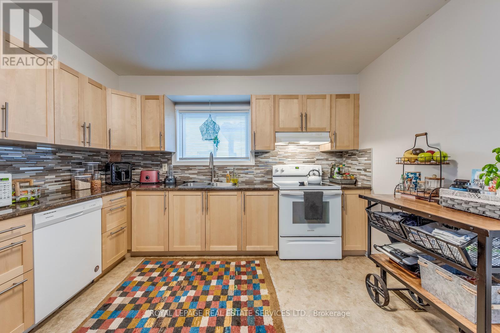 












97 MARTIN STREET

,
Milton,




Ontario
L9T2R3

