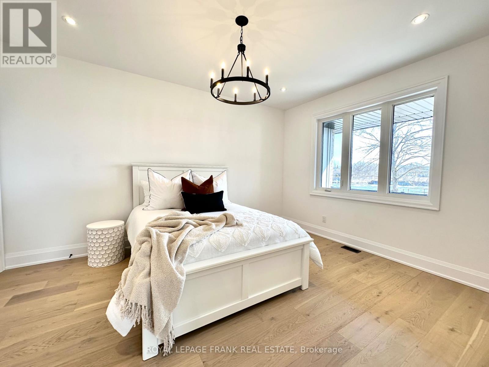 












6 POND STREET

,
Trent Hills (Hastings),




Ontario
K0L1Y0

