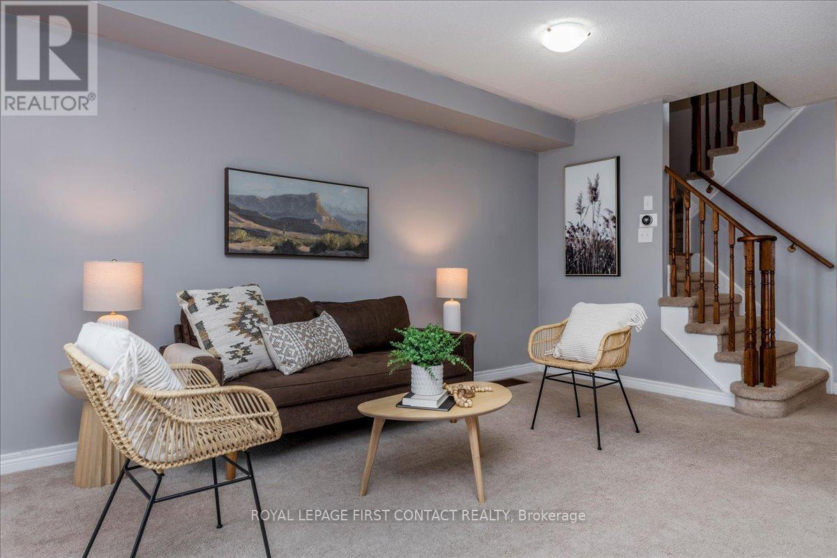 












22 ADMIRAL CRESCENT

,
Essa,




Ontario
L0M1B4

