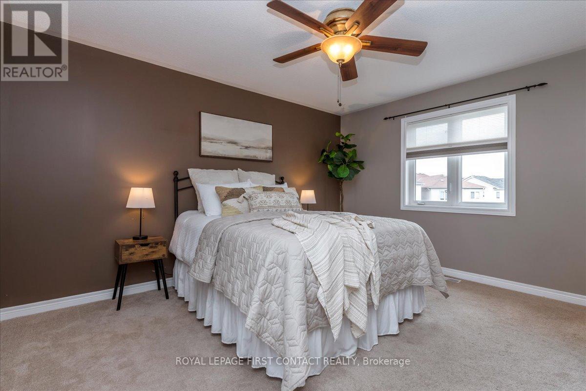 












22 ADMIRAL CRESCENT

,
Essa,




Ontario
L0M1B4

