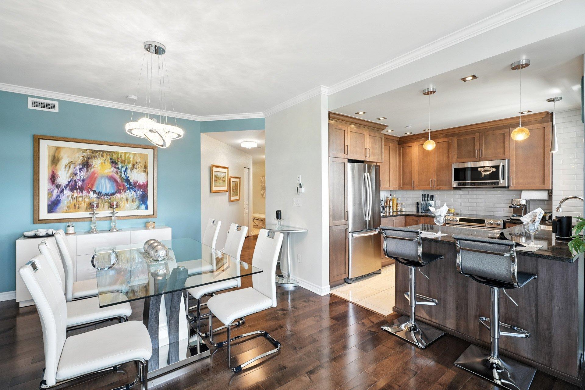 









1180


Ch. d'Aylmer

, 412,
Gatineau (Aylmer),




QC
J9H0G5

