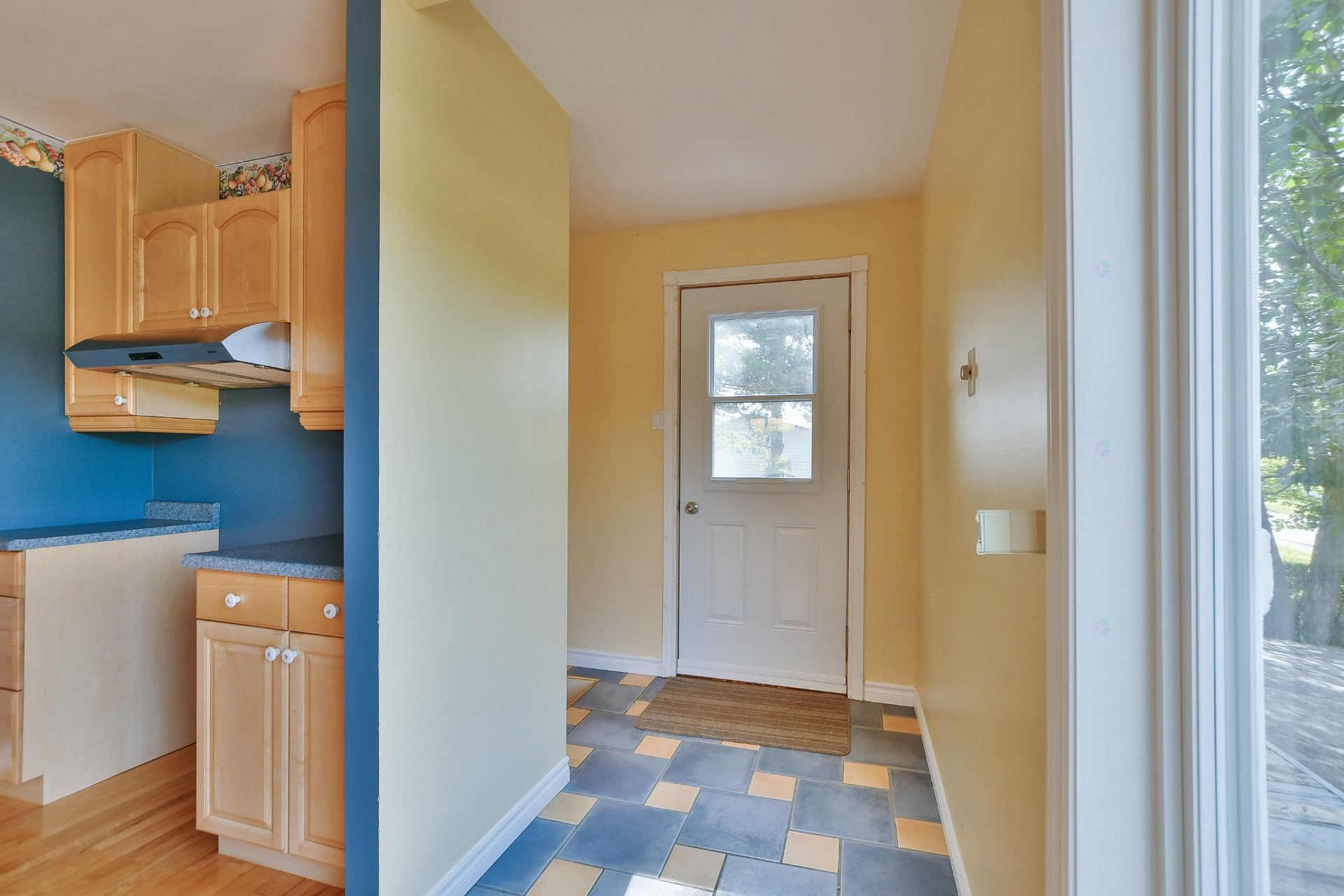 









828


Rg St-Esprit

,
L'Épiphanie,




QC
J5X2M6

